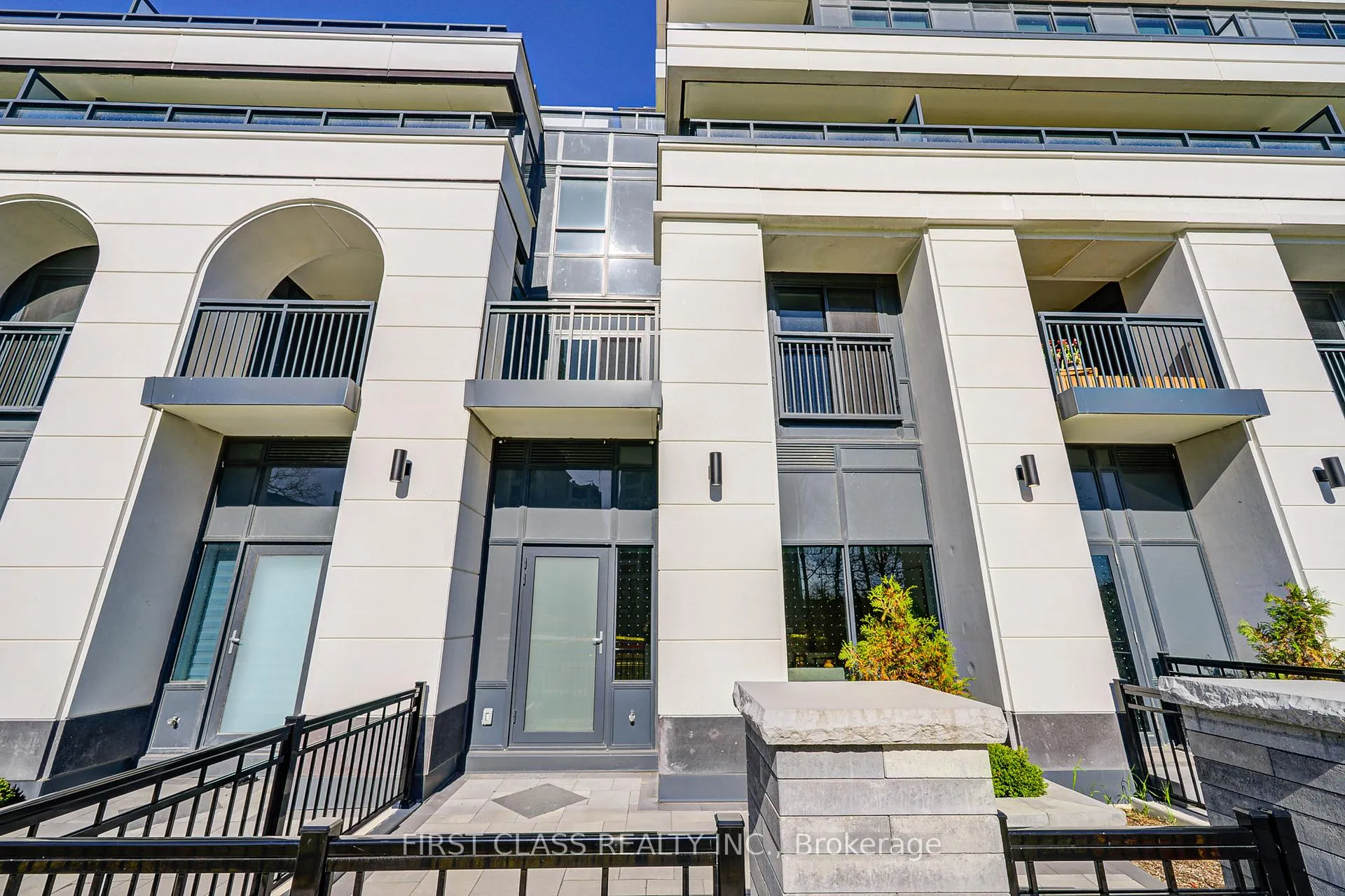 Photo 1 of Unit 123W, 8 Cedarland Drive, Markham, Unionville — HOMEH