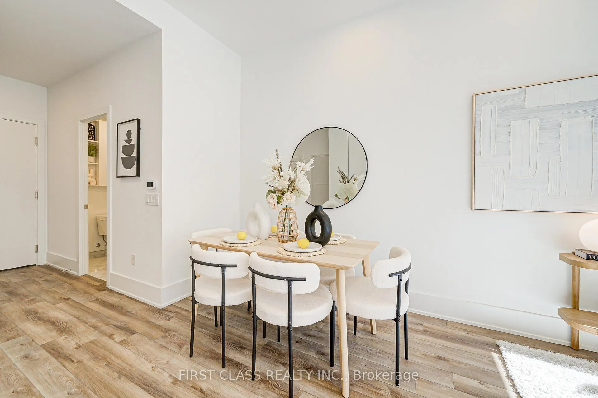 Photo 12 of Unit 123W, 8 Cedarland Drive, Markham, Unionville — HOMEH