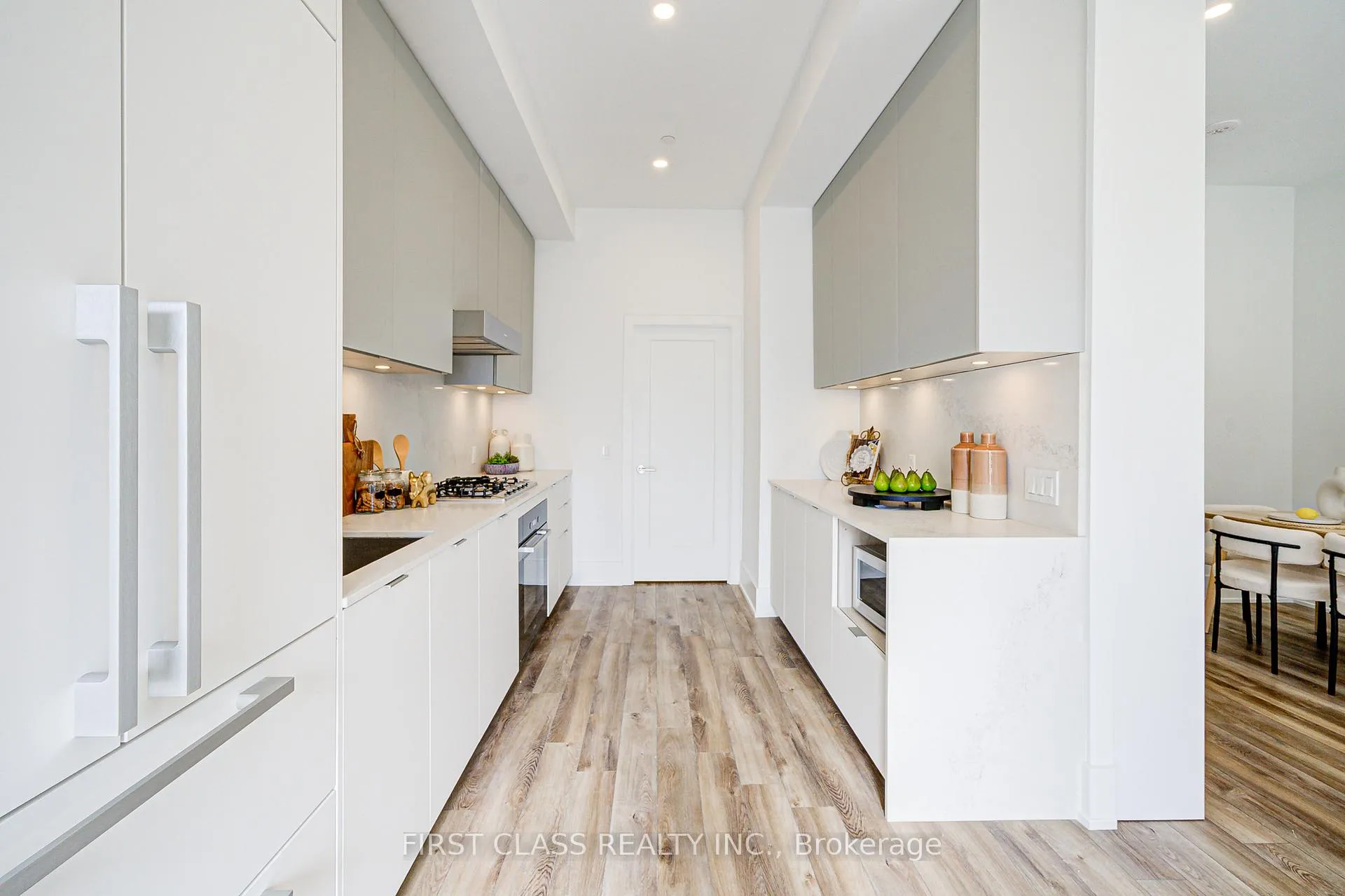Photo 15 of Unit 123W, 8 Cedarland Drive, Markham, Unionville — HOMEH