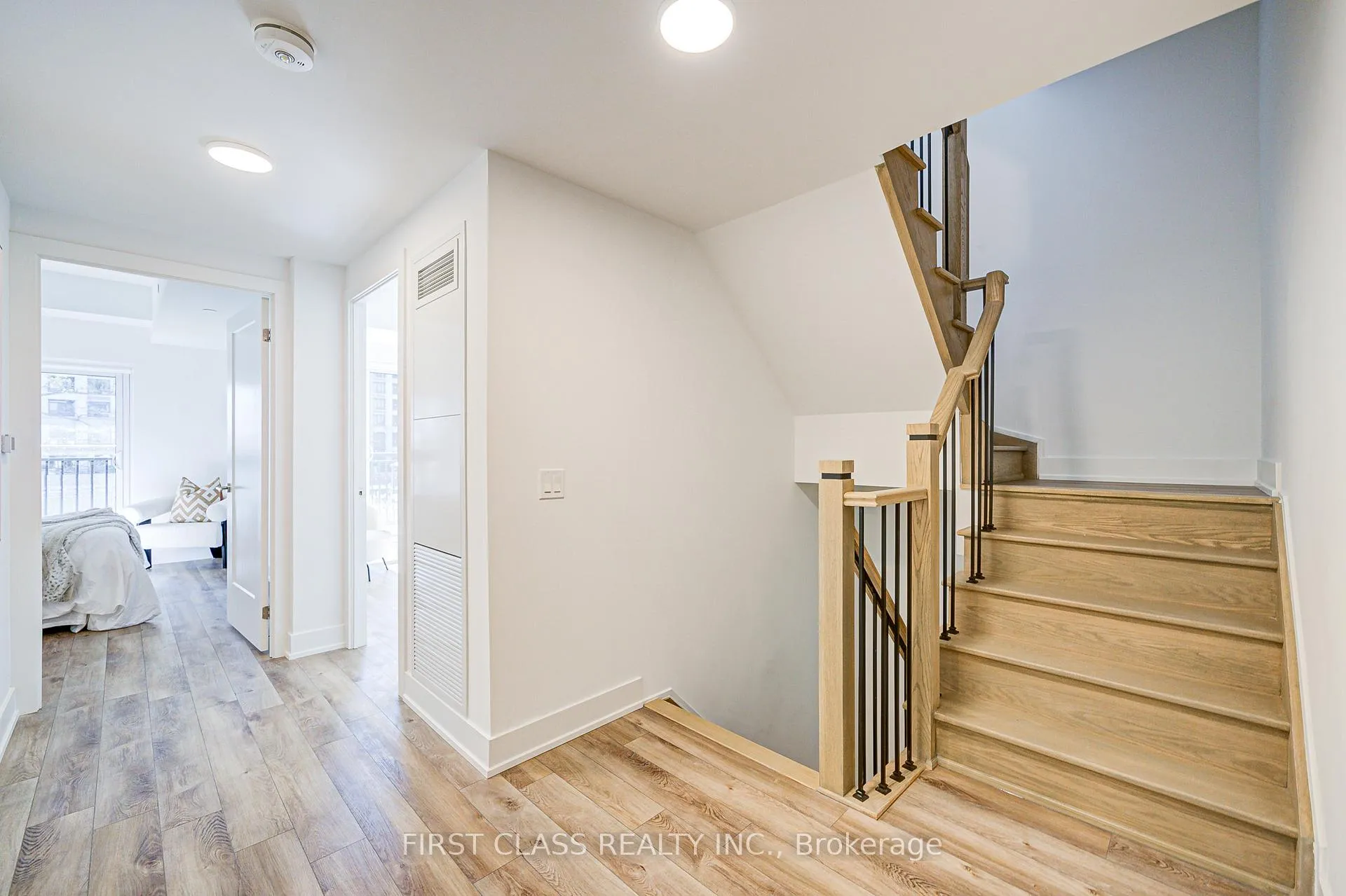 Photo 19 of Unit 123W, 8 Cedarland Drive, Markham, Unionville — HOMEH