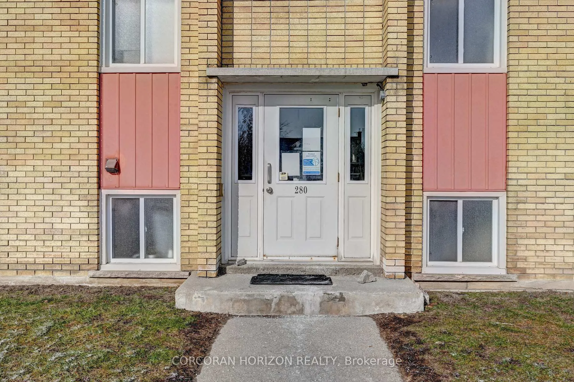 Photo 3 of Unit B5, 280 Sydney Street S, Kitchener — HOMEH
