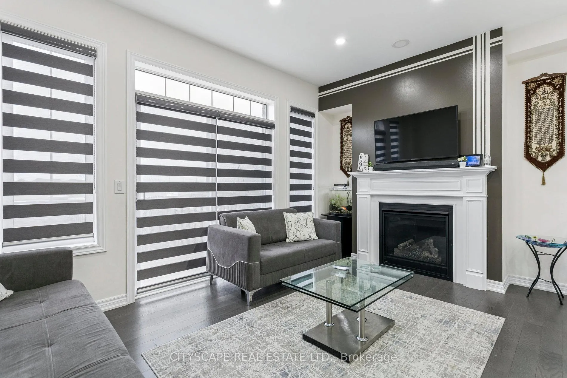 Photo 12 of 72 Finegan Circle, Brampton, Northwest Brampton — HOMEH