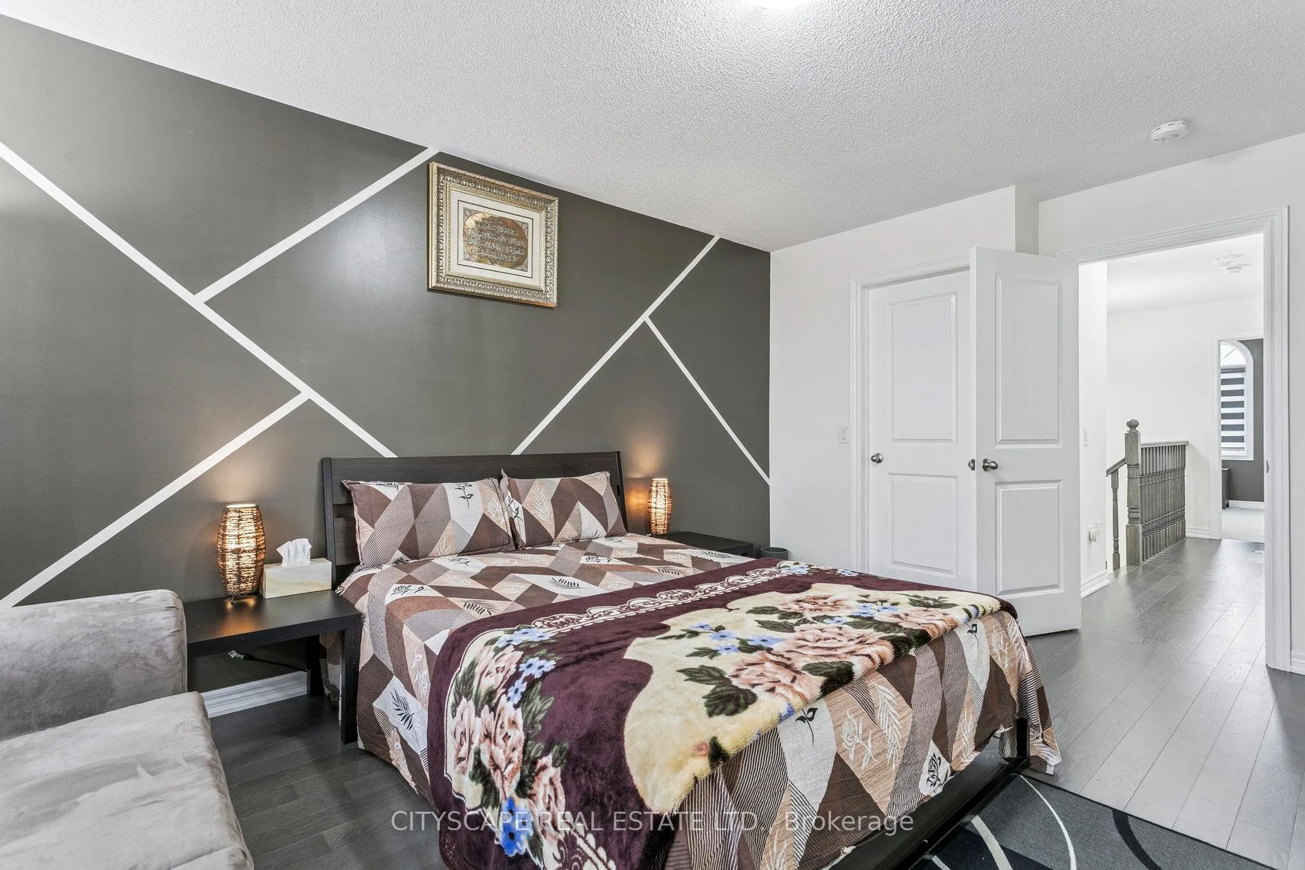 Photo 25 of 72 Finegan Circle, Brampton, Northwest Brampton — HOMEH
