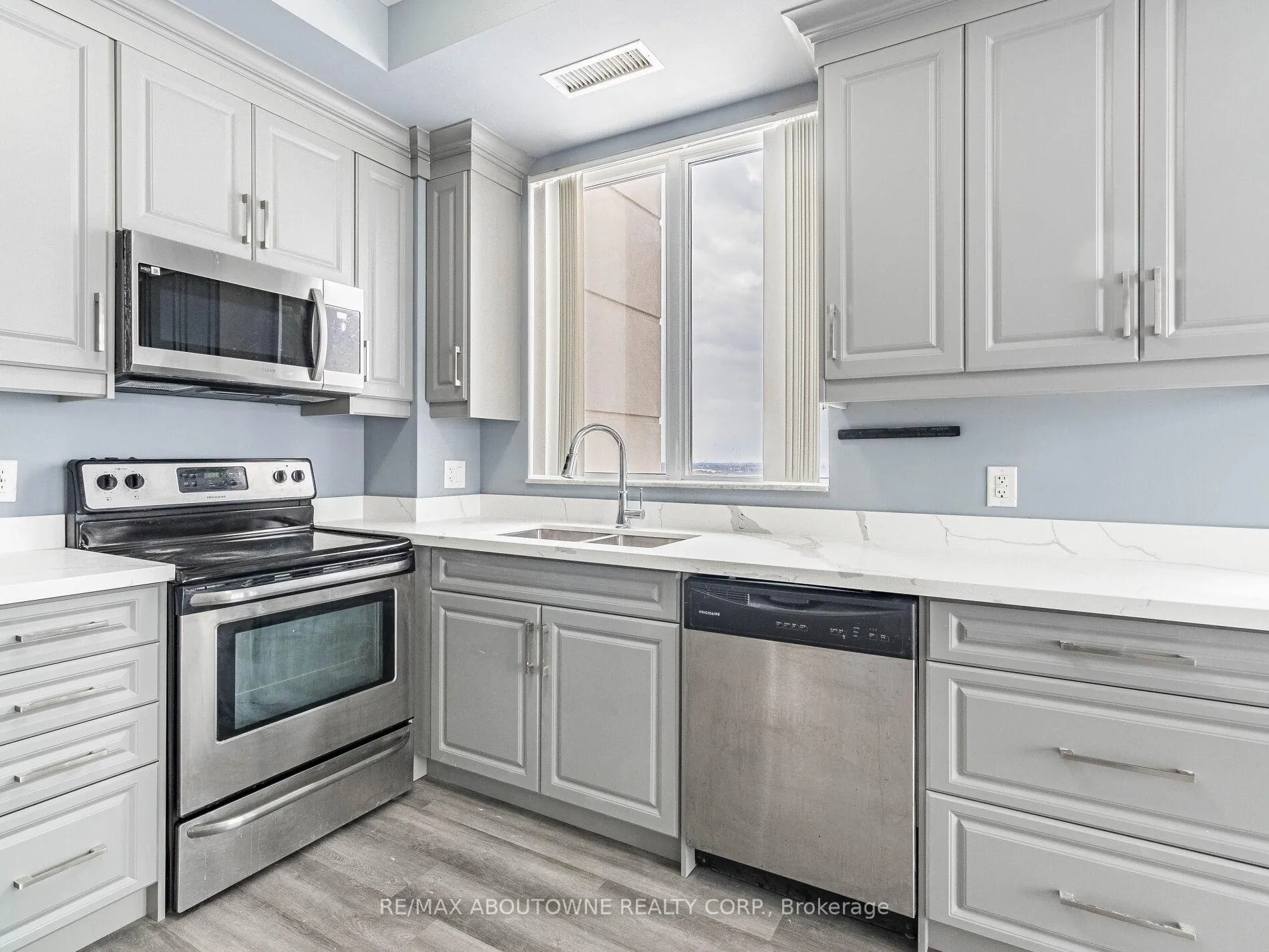 Photo 11 of Unit 1505, 9500 Markham Road, Markham, Wismer — HOMEH