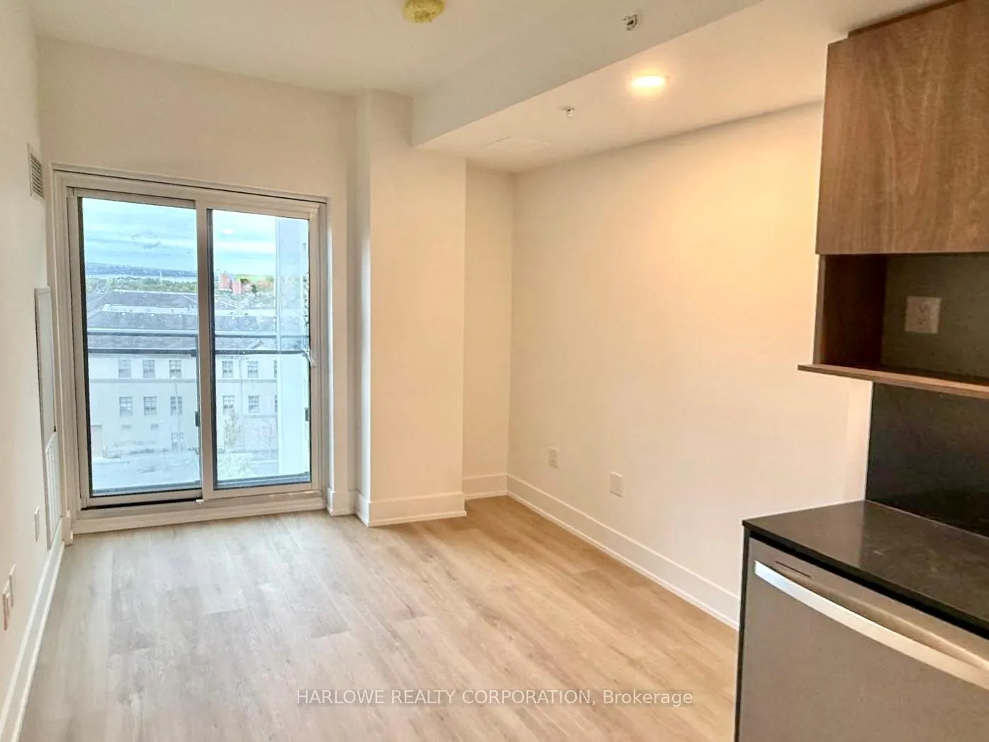 Photo 3 of Unit 607, 206 King Street W, Hamilton, Central — HOMEH