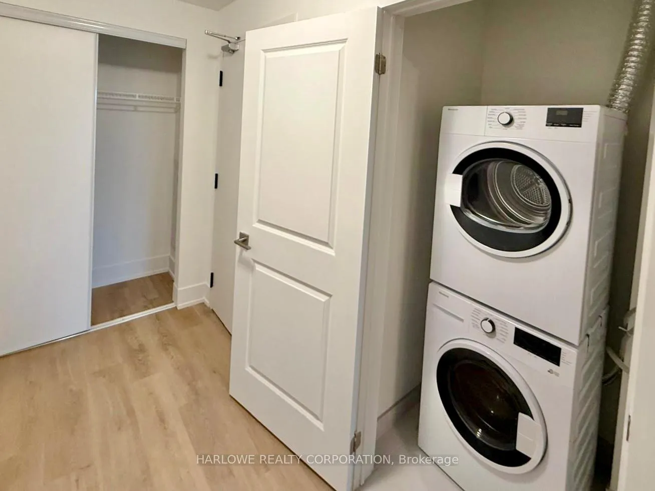 Photo 6 of Unit 607, 206 King Street W, Hamilton, Central — HOMEH