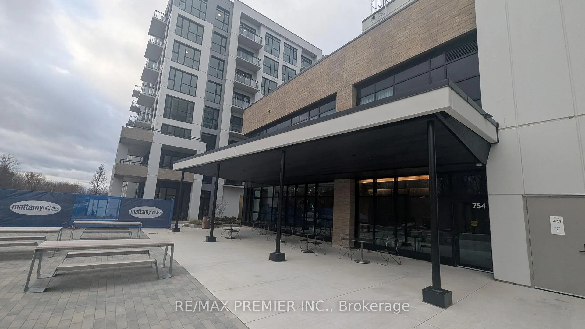 Photo 4 of Unit 404, 720 Whitlock Avenue, Milton, Cobban — HOMEH