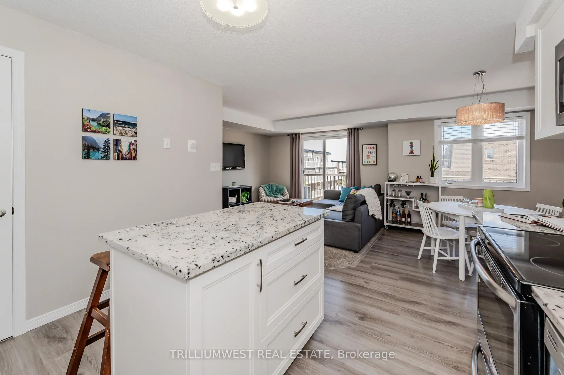 Photo 12 of Unit D, 1688 Fischer Hallman Road, Kitchener — HOMEH
