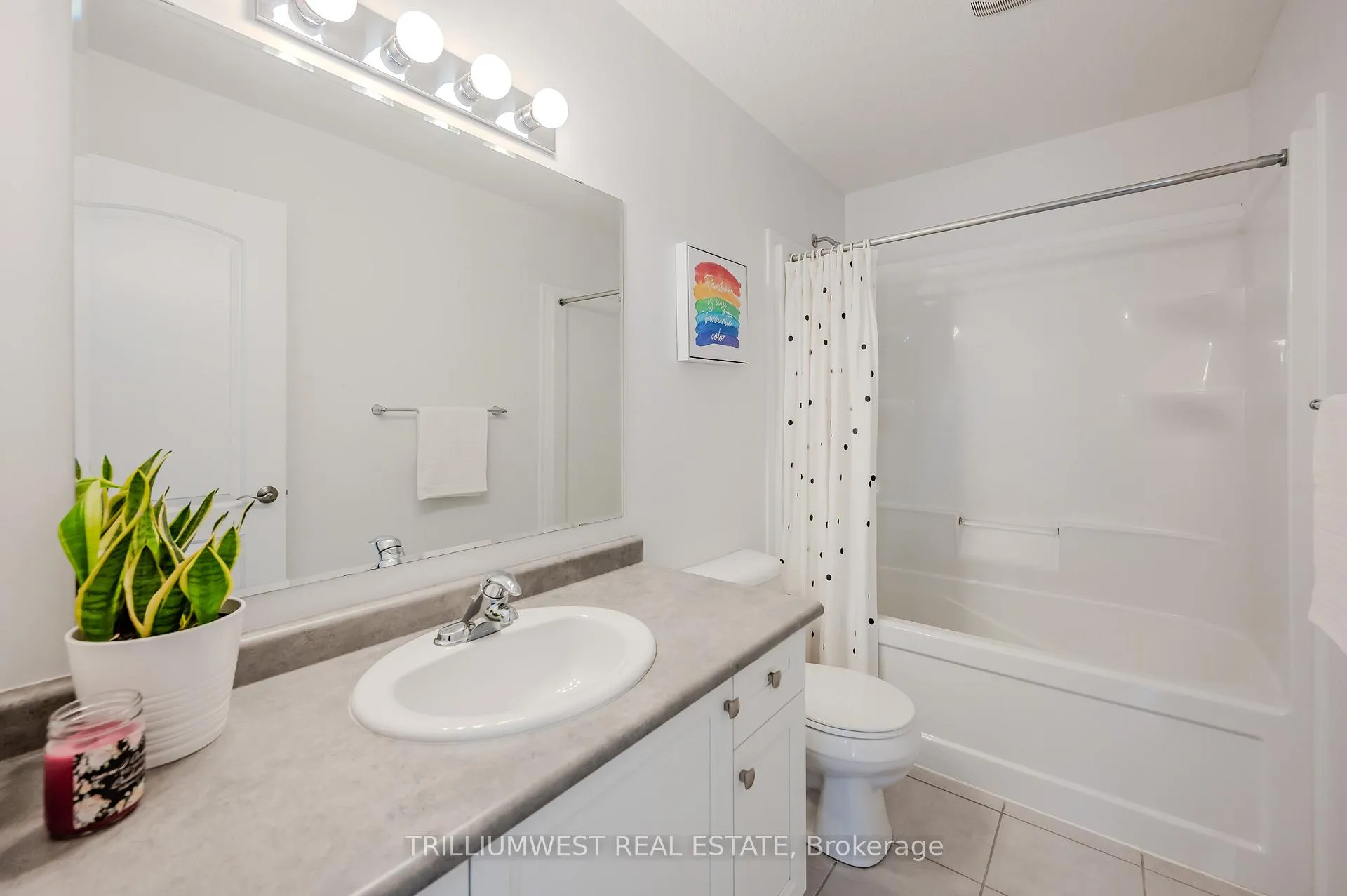 Photo 27 of Unit D, 1688 Fischer Hallman Road, Kitchener — HOMEH