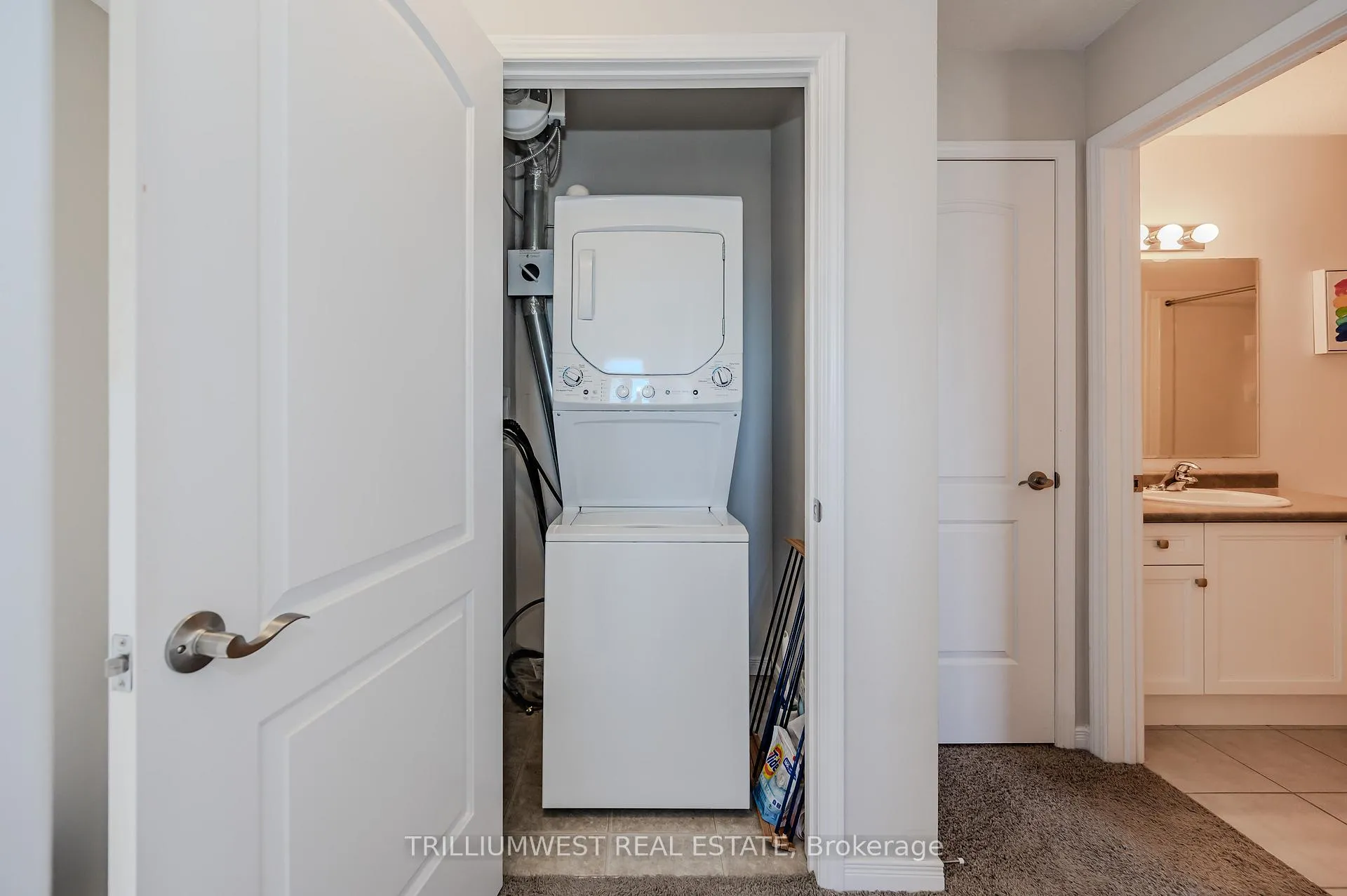 Photo 28 of Unit D, 1688 Fischer Hallman Road, Kitchener — HOMEH