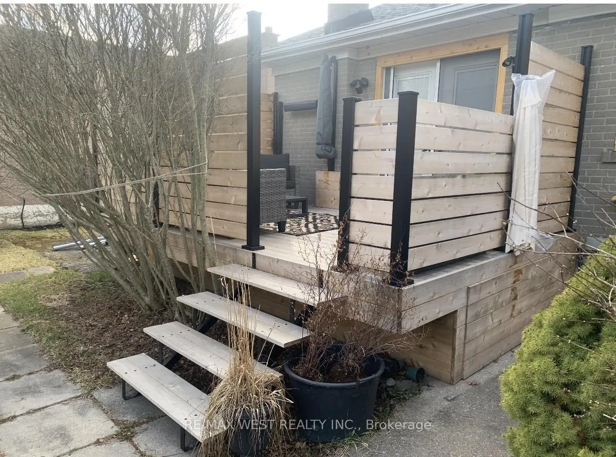 Photo 9 of 56 Stephen Drive, Caledon, Bolton West — HOMEH