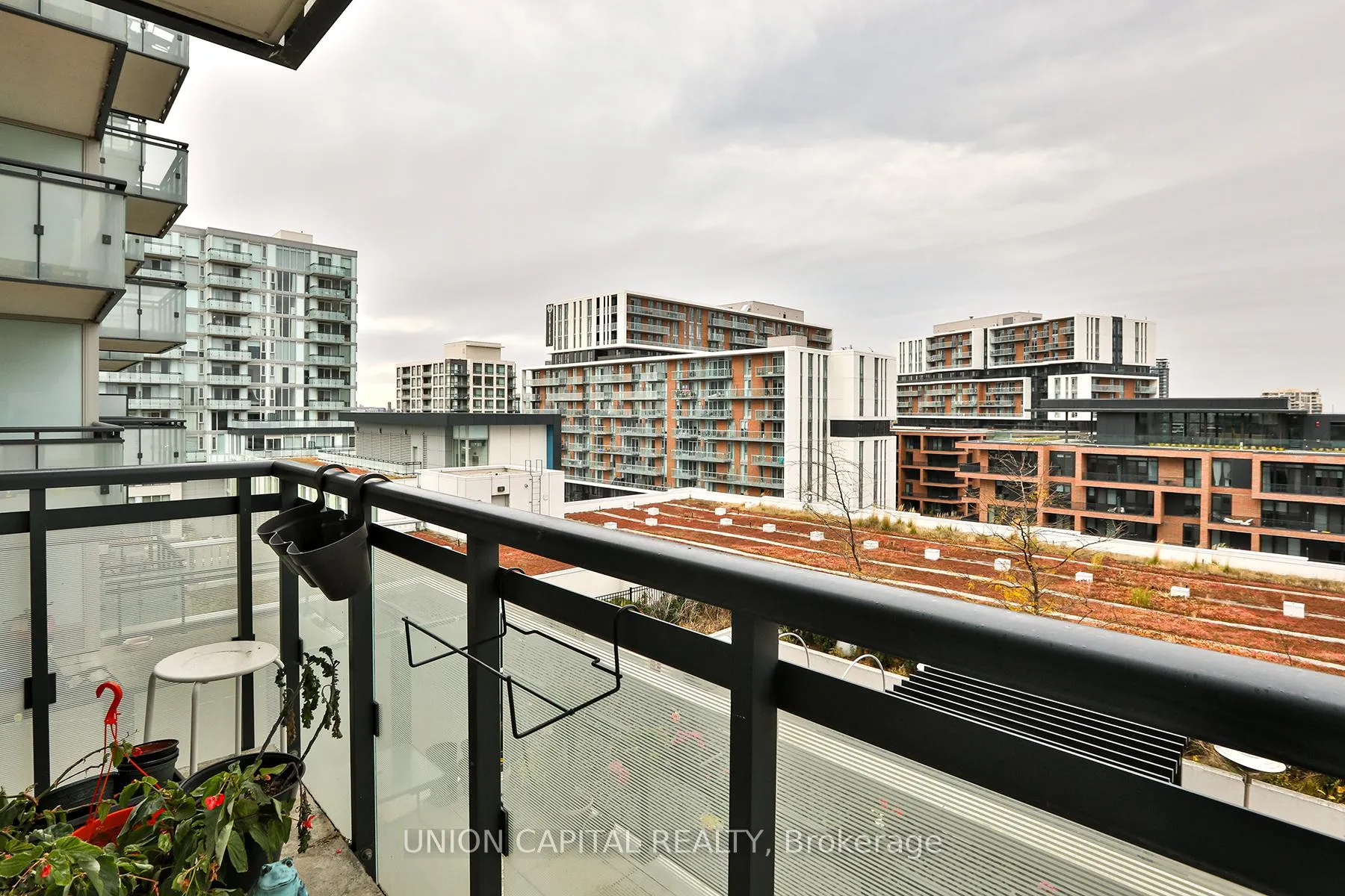 Photo 12 of Unit 802, 180 Enterprise Boulevard, Markham, Unionville — HOMEH