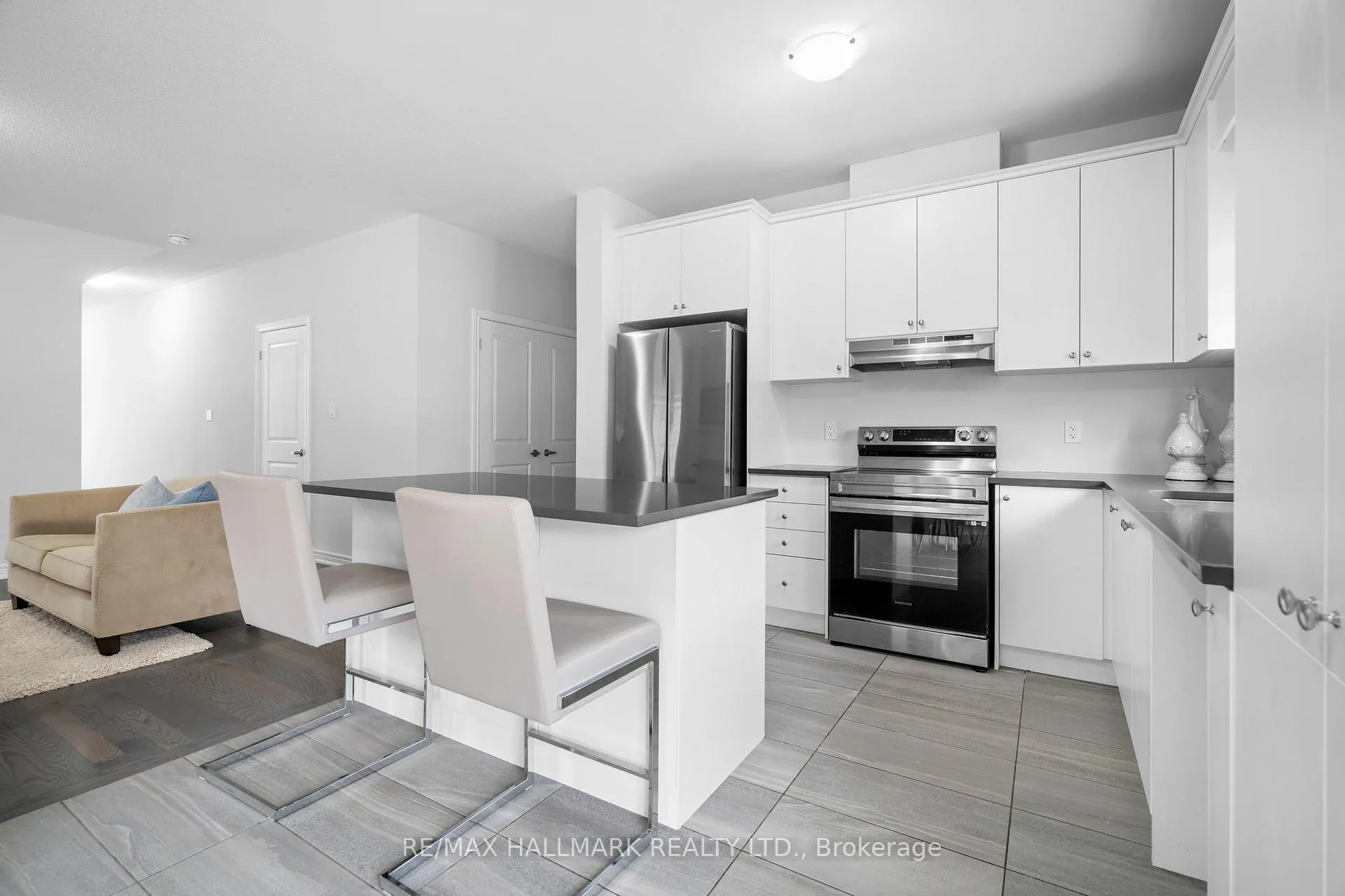 Photo 21 of 59 Jazzberry Road, Brampton, Sandringham-Wellington — HOMEH