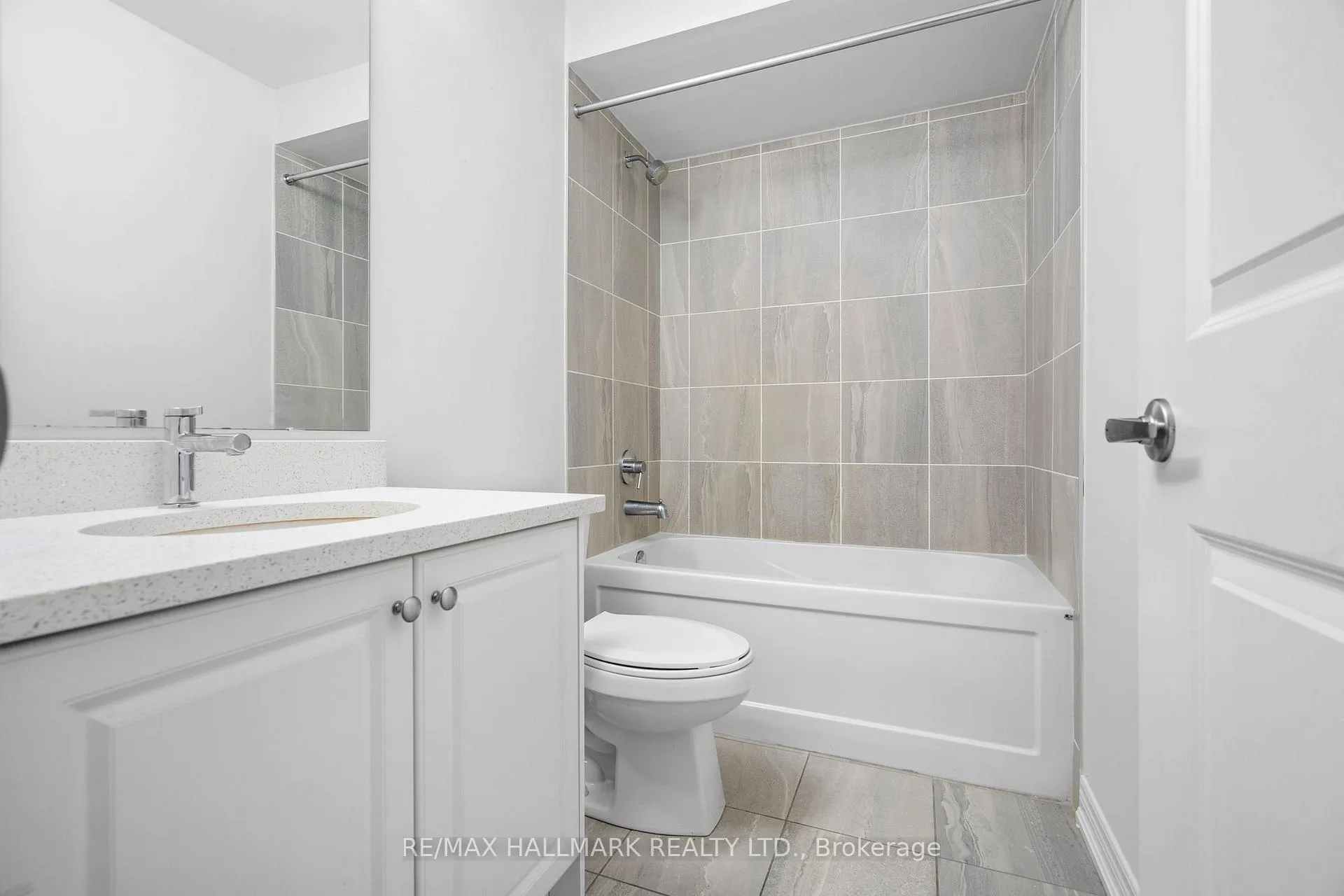 Photo 33 of 59 Jazzberry Road, Brampton, Sandringham-Wellington — HOMEH