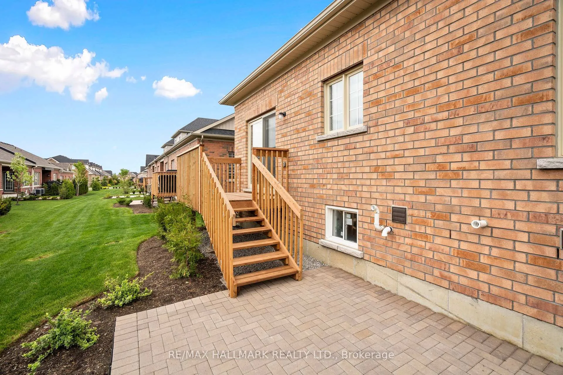 Photo 40 of 59 Jazzberry Road, Brampton, Sandringham-Wellington — HOMEH