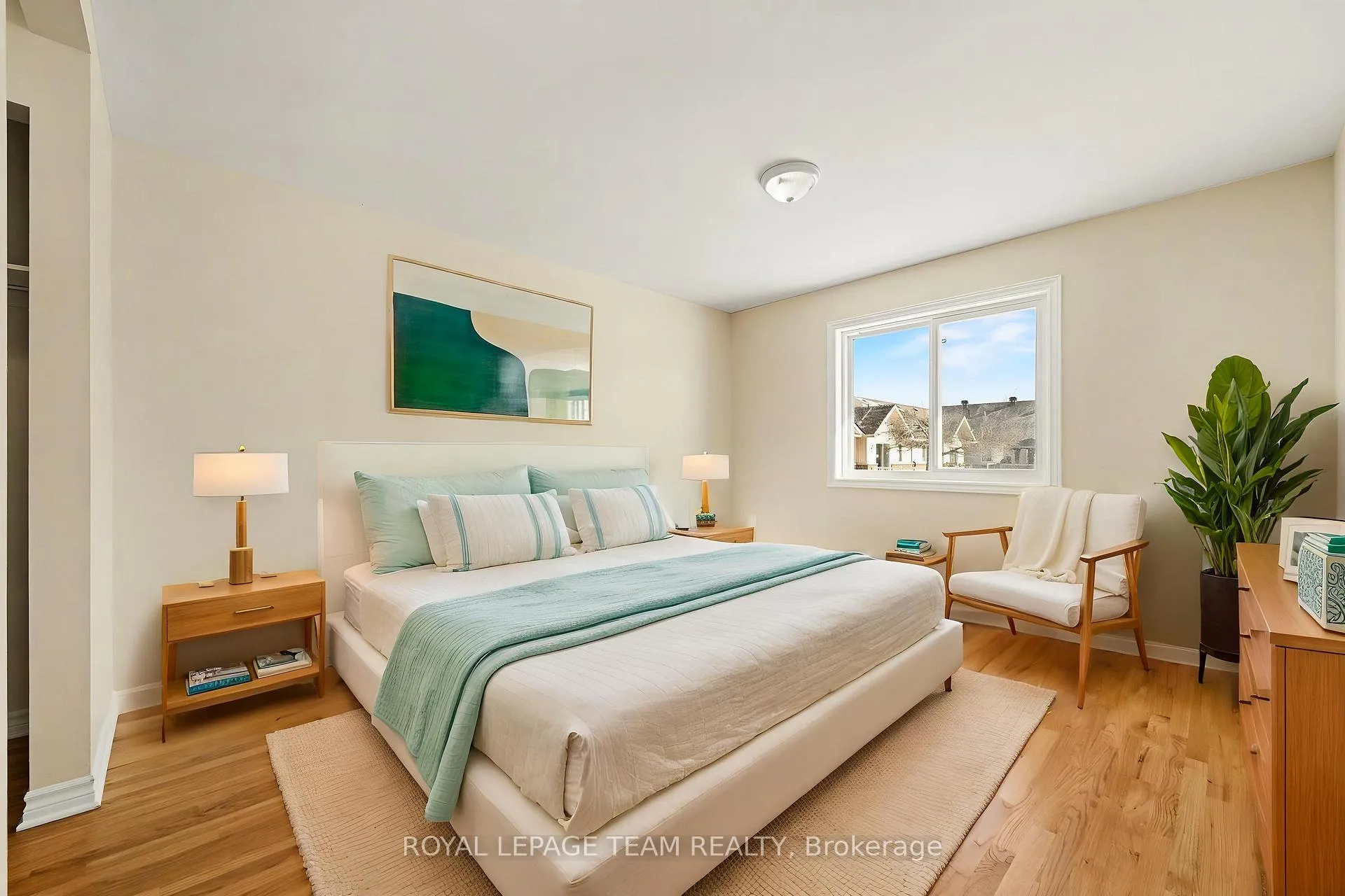 Photo 8 of 197 Oak Leaf Private, Ottawa, Richmond — HOMEH