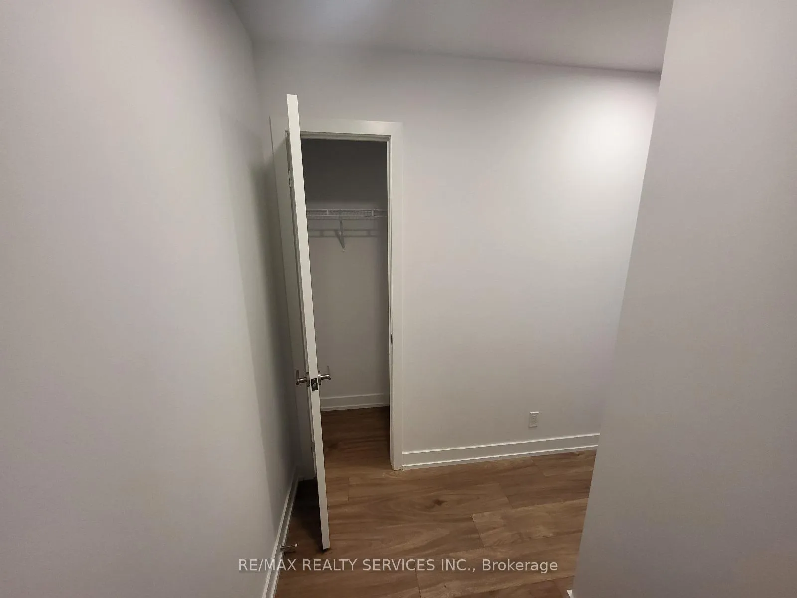 Photo 4 of Unit 302, 225 veterans Drive, Brampton, Northwest Brampton — HOMEH