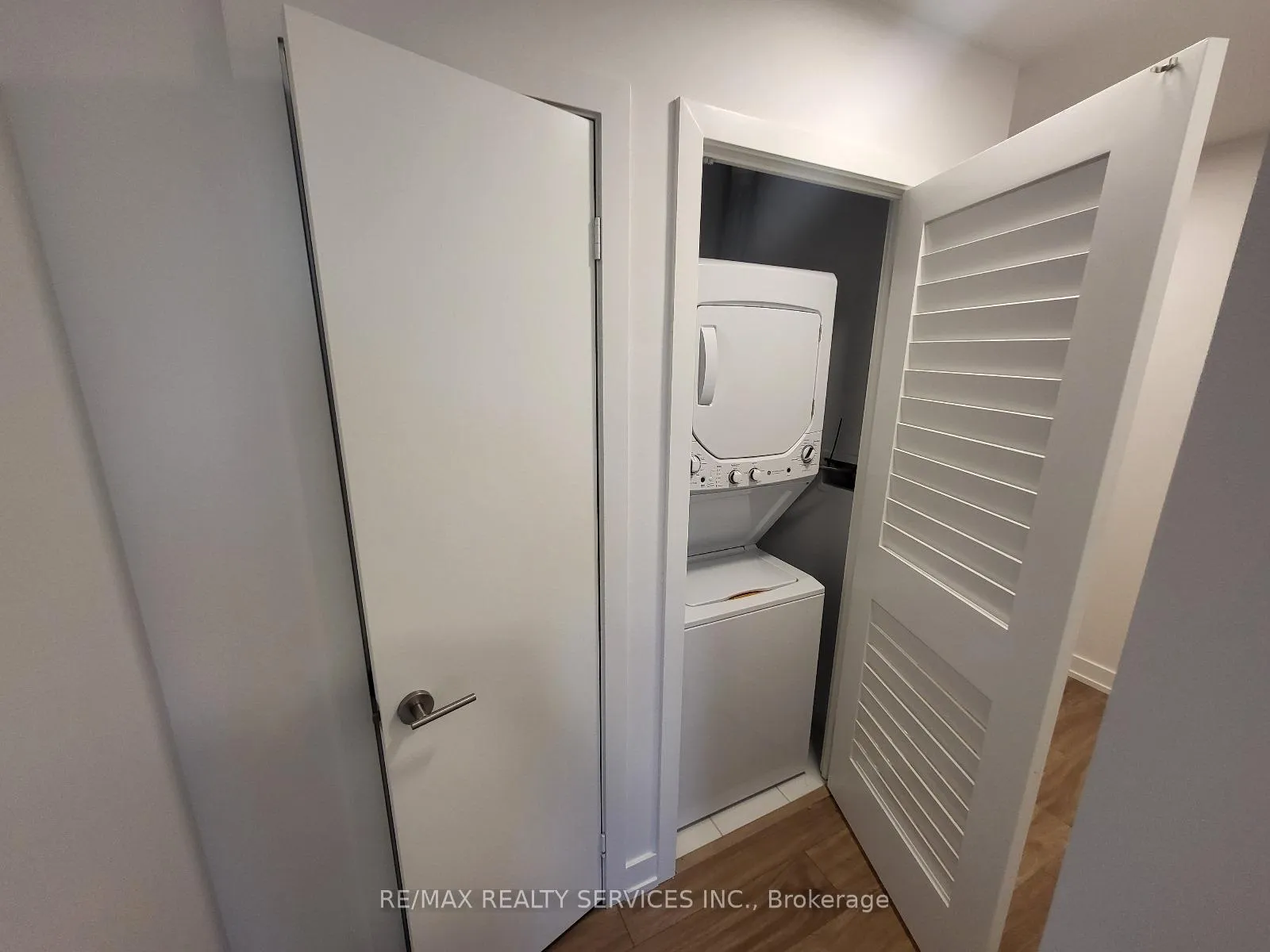 Photo 9 of Unit 302, 225 veterans Drive, Brampton, Northwest Brampton — HOMEH