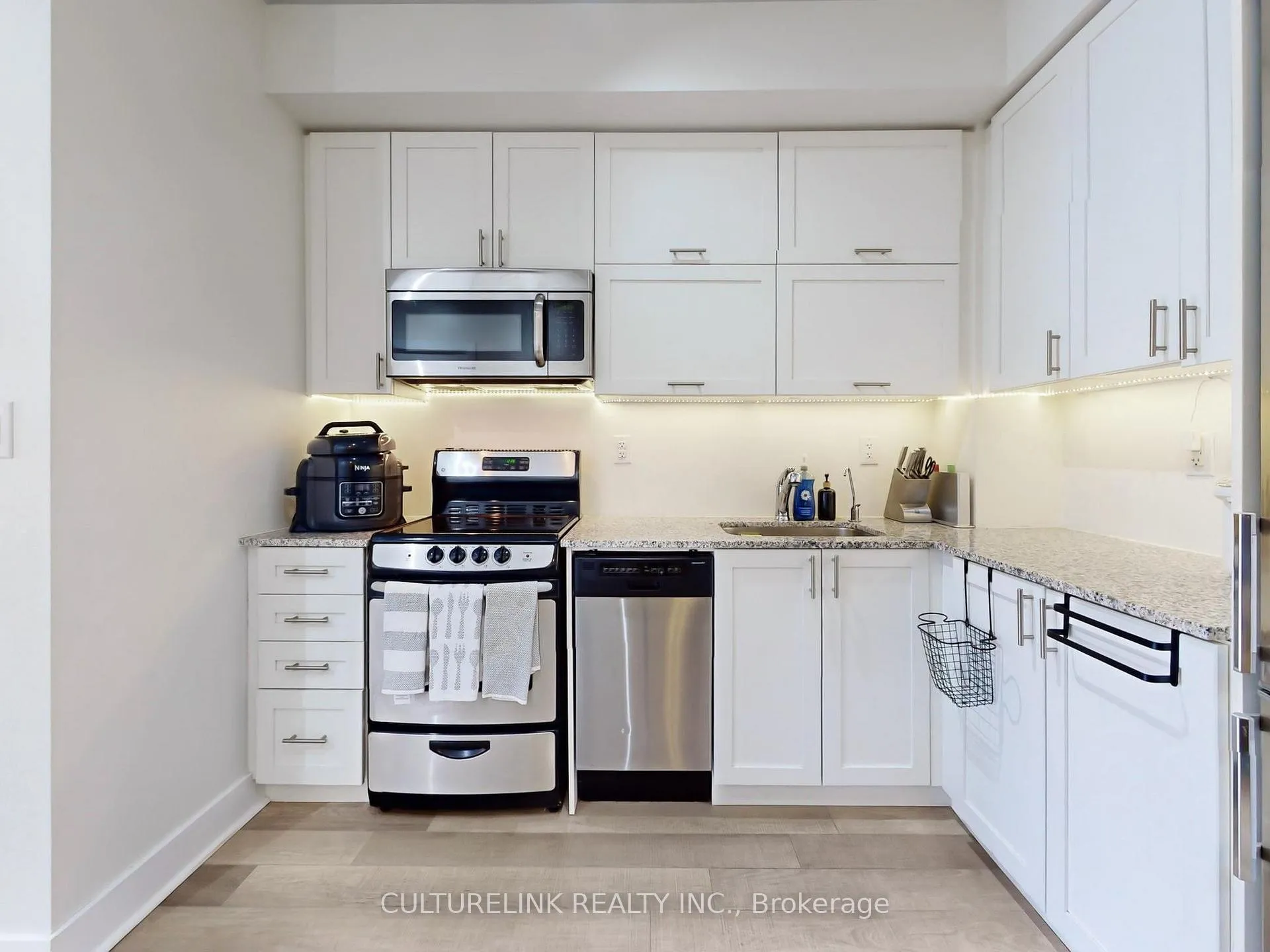 Photo 9 of Unit 208, 28 Prince Regent Street, Markham, Cathedraltown — HOMEH