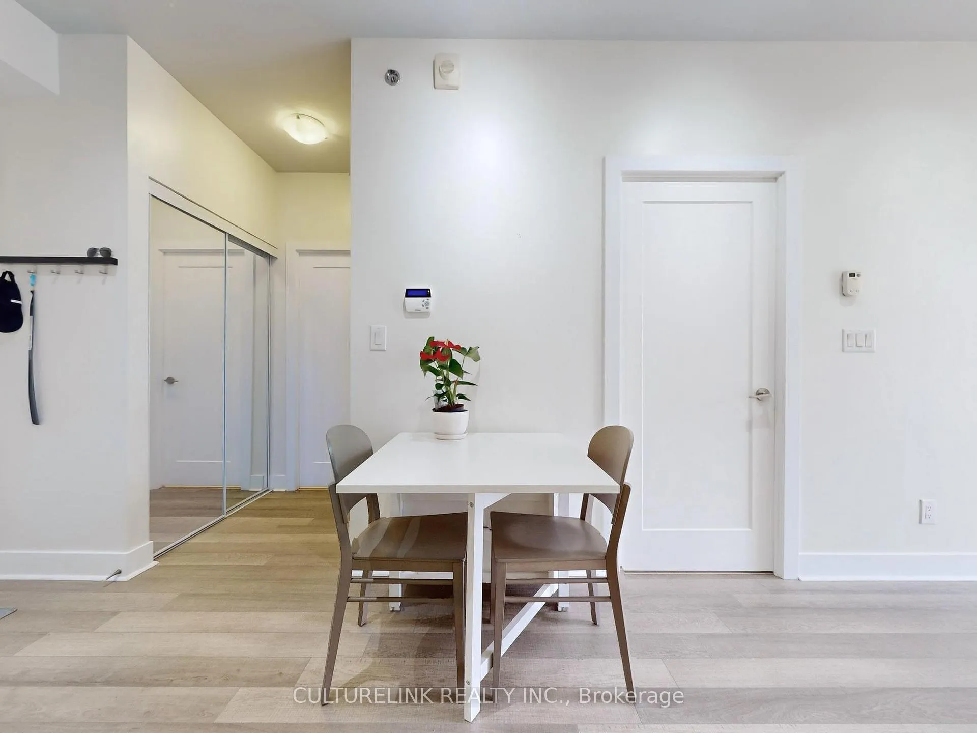 Photo 11 of Unit 208, 28 Prince Regent Street, Markham, Cathedraltown — HOMEH