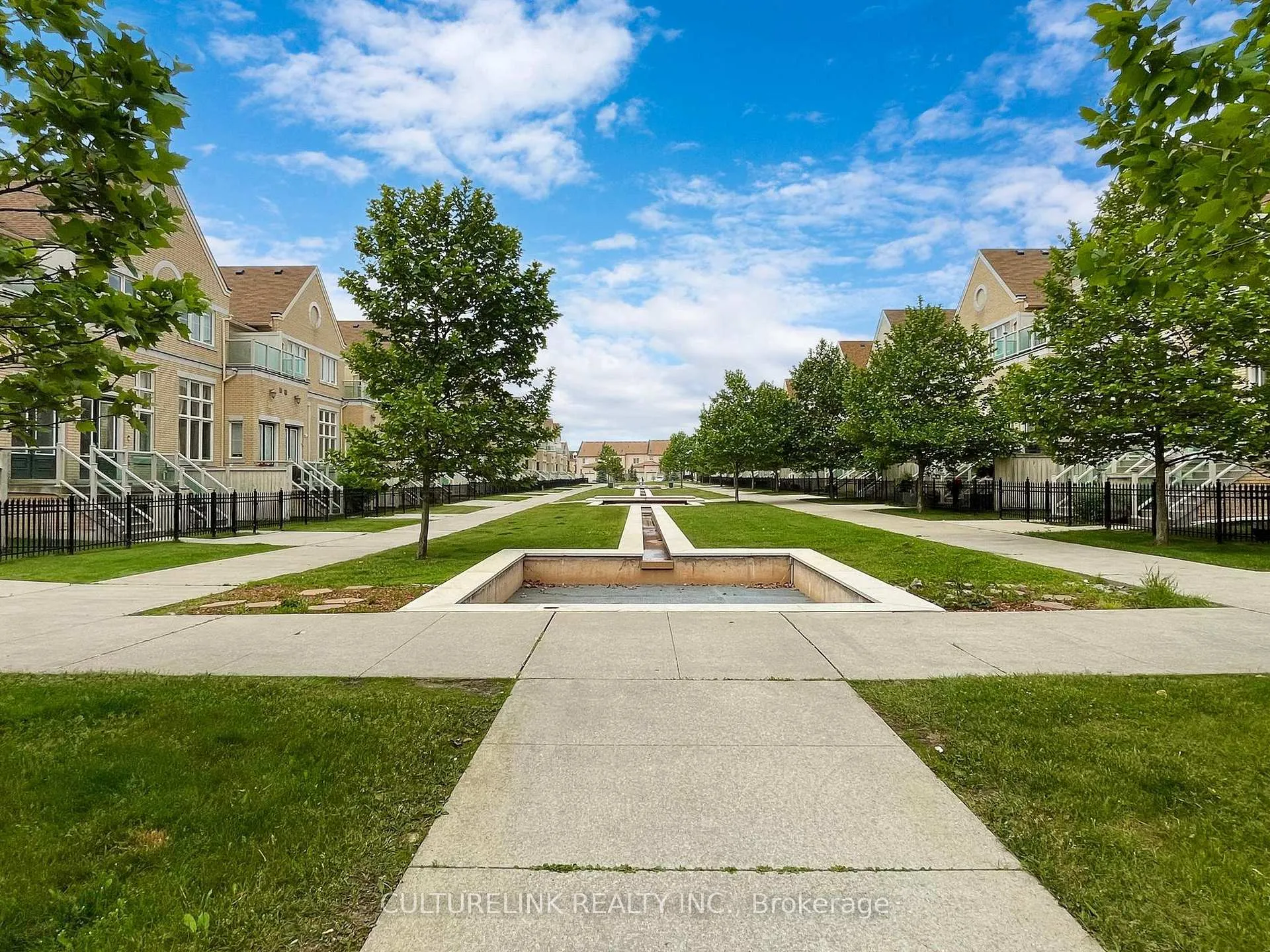 Photo 25 of Unit 208, 28 Prince Regent Street, Markham, Cathedraltown — HOMEH