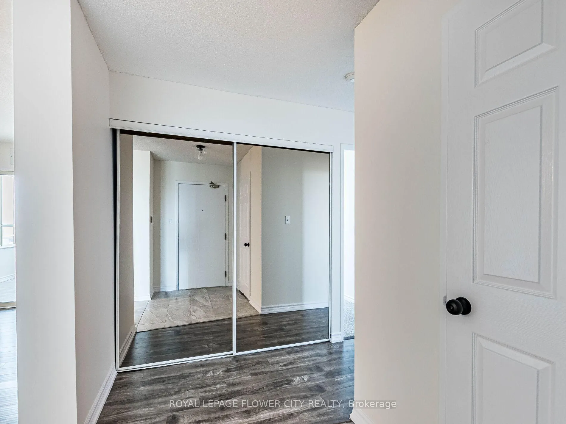 Photo 10 of Unit 2109, 30 Malta Avenue, Brampton, Fletcher's Creek South — HOMEH