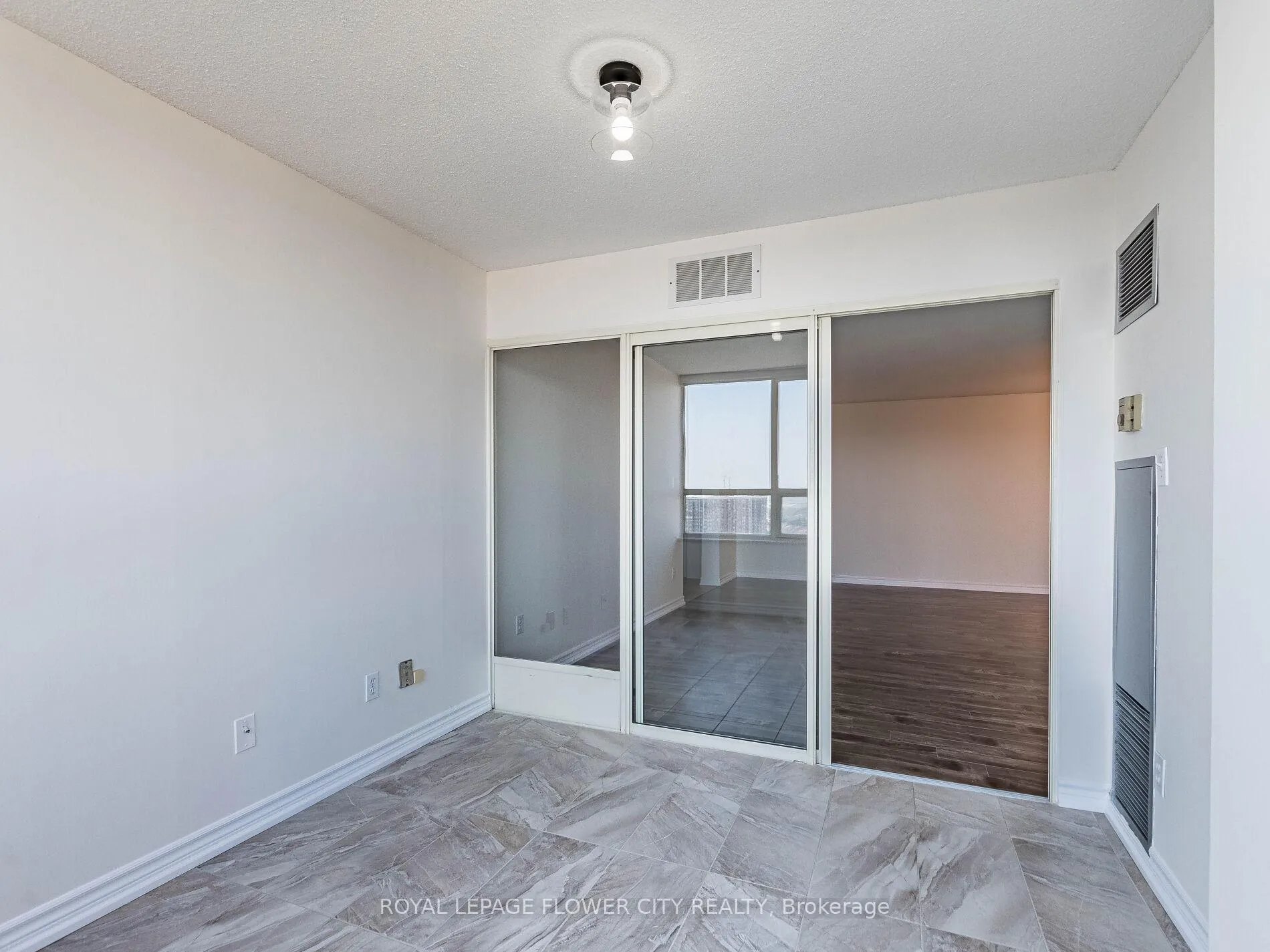 Photo 22 of Unit 2109, 30 Malta Avenue, Brampton, Fletcher's Creek South — HOMEH