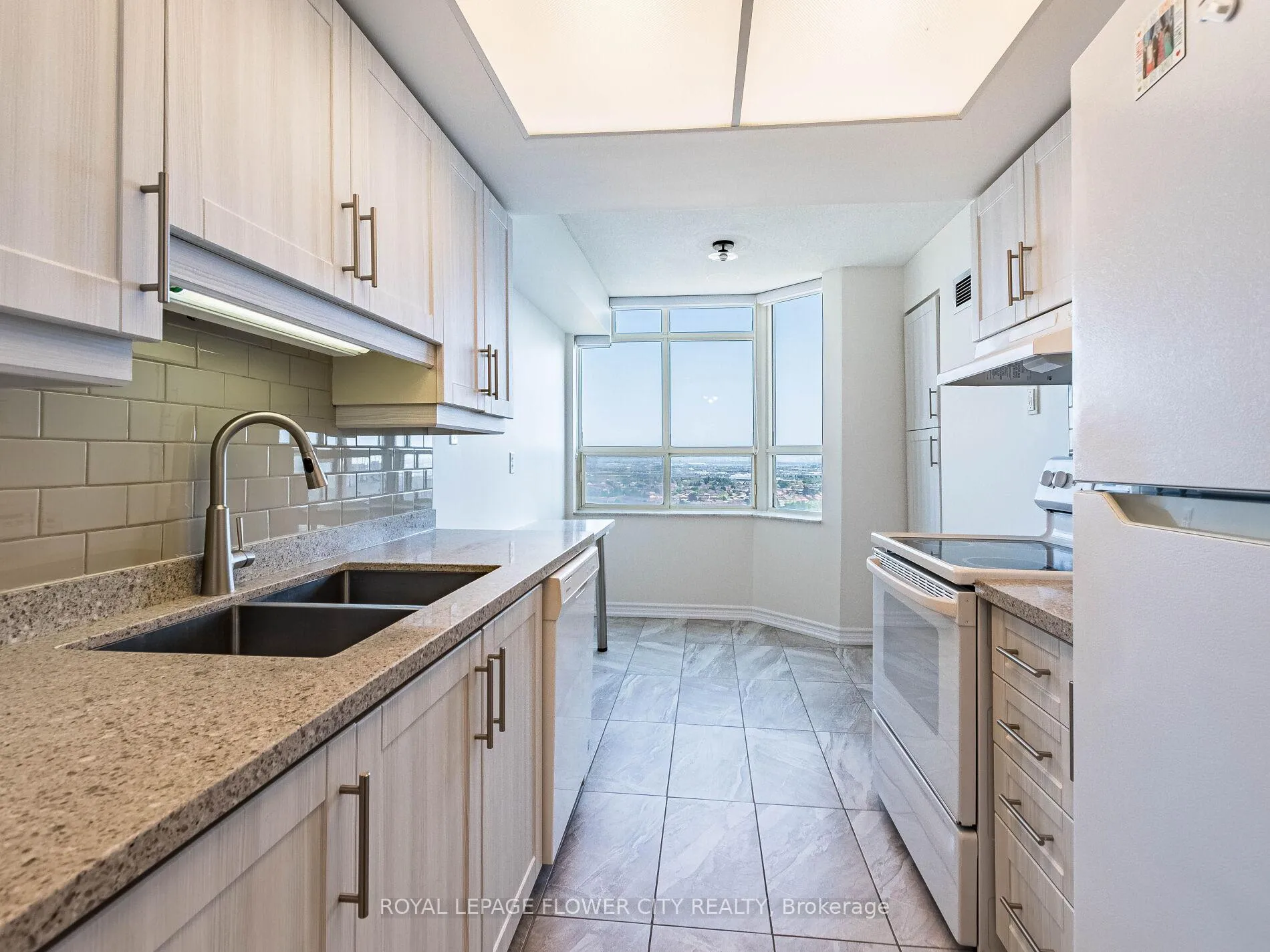 Photo 23 of Unit 2109, 30 Malta Avenue, Brampton, Fletcher's Creek South — HOMEH
