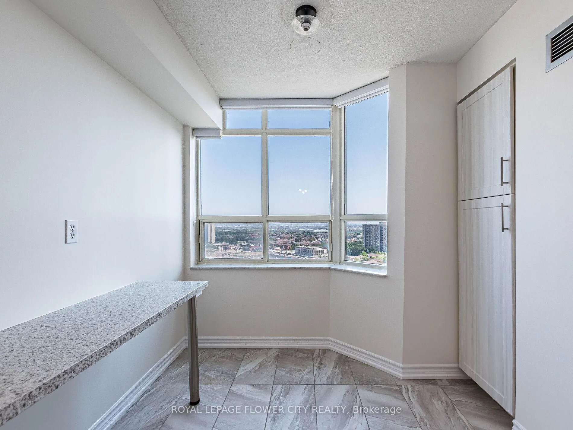 Photo 24 of Unit 2109, 30 Malta Avenue, Brampton, Fletcher's Creek South — HOMEH