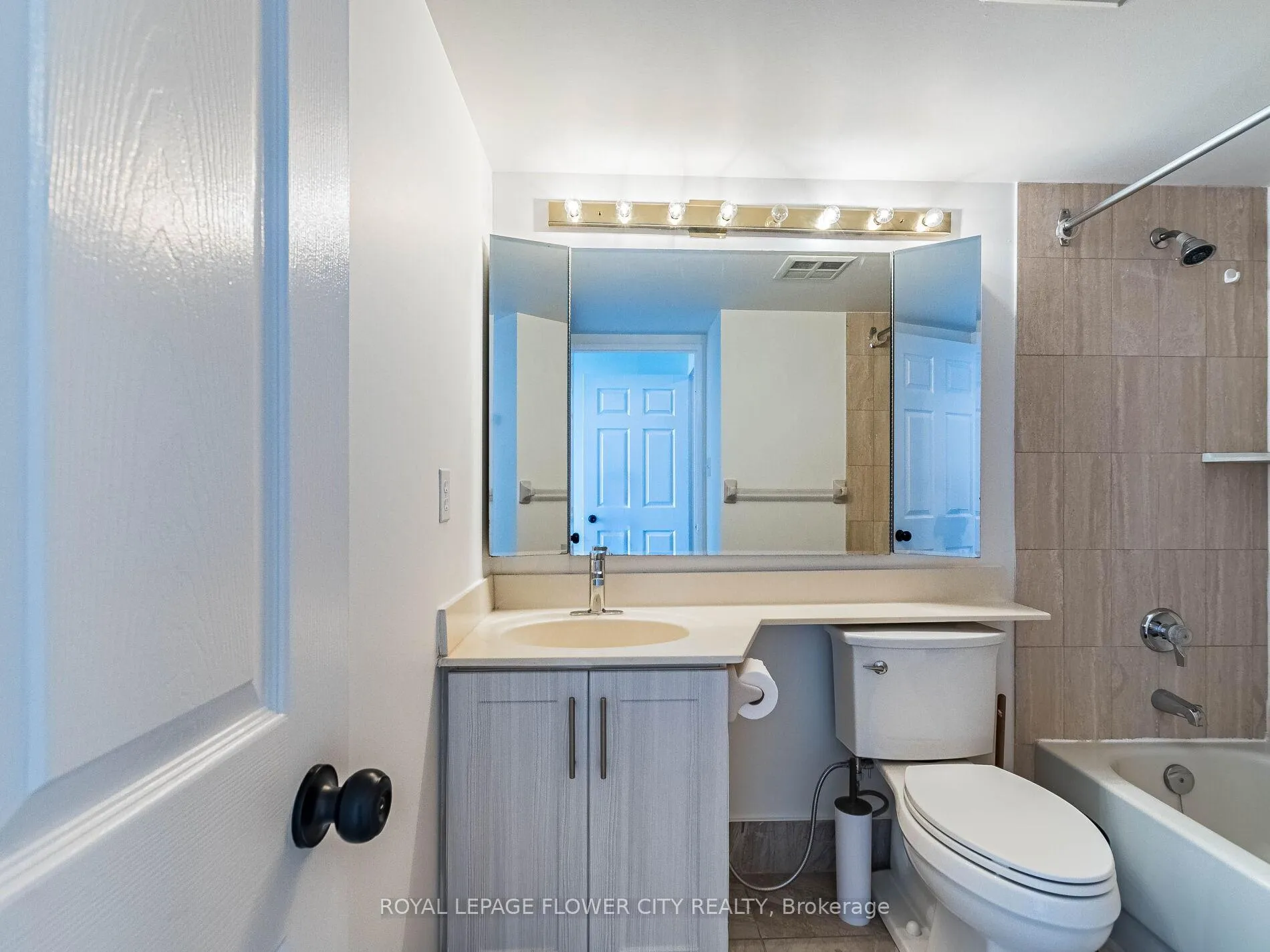 Photo 32 of Unit 2109, 30 Malta Avenue, Brampton, Fletcher's Creek South — HOMEH