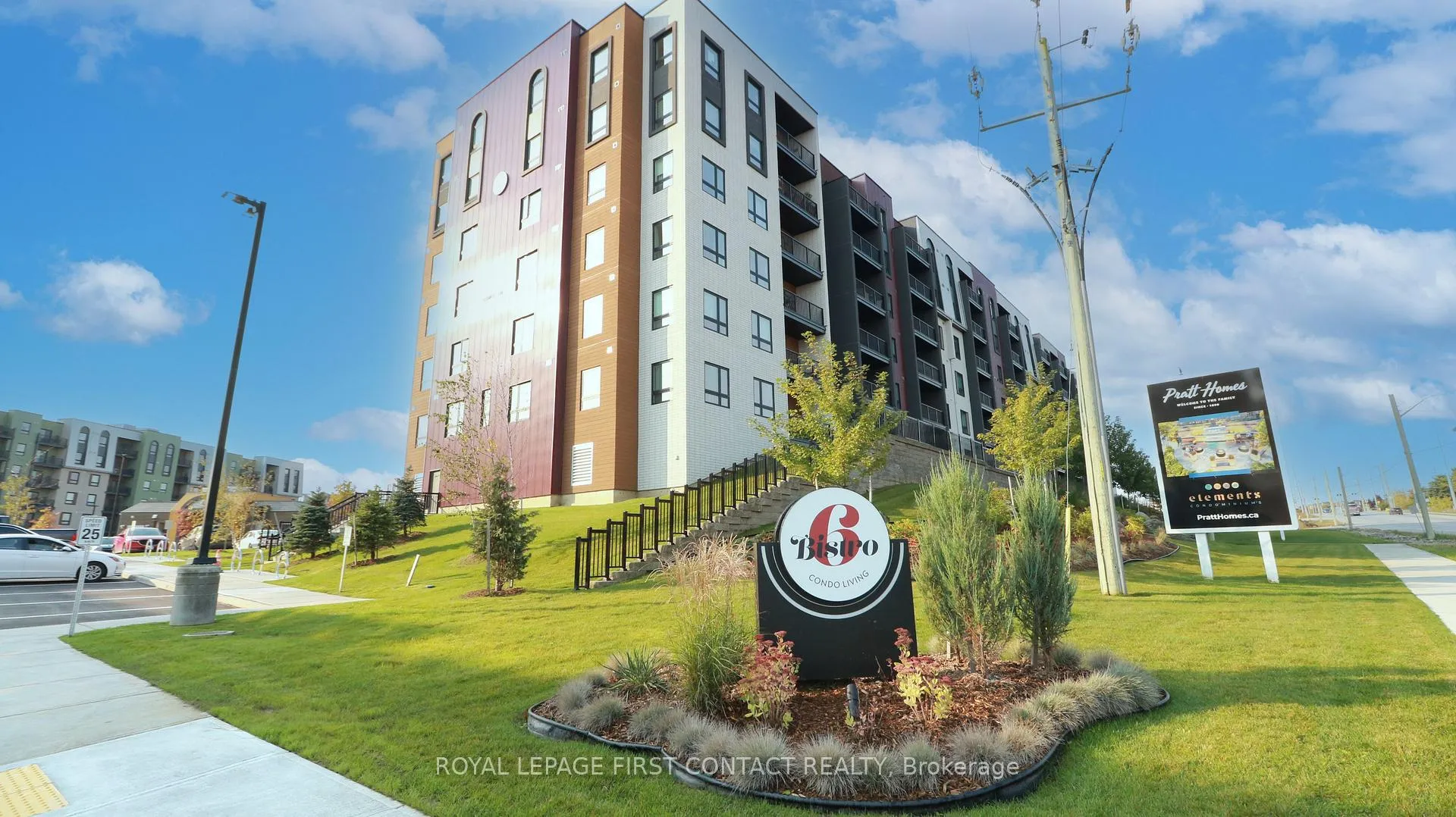 Photo 2 of Unit 110, 4 Spice Way, Barrie, Innis-Shore — HOMEH