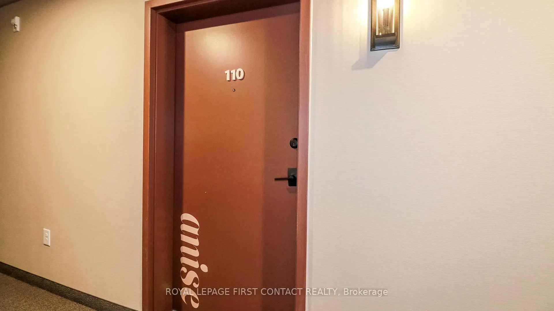 Photo 6 of Unit 110, 4 Spice Way, Barrie, Innis-Shore — HOMEH