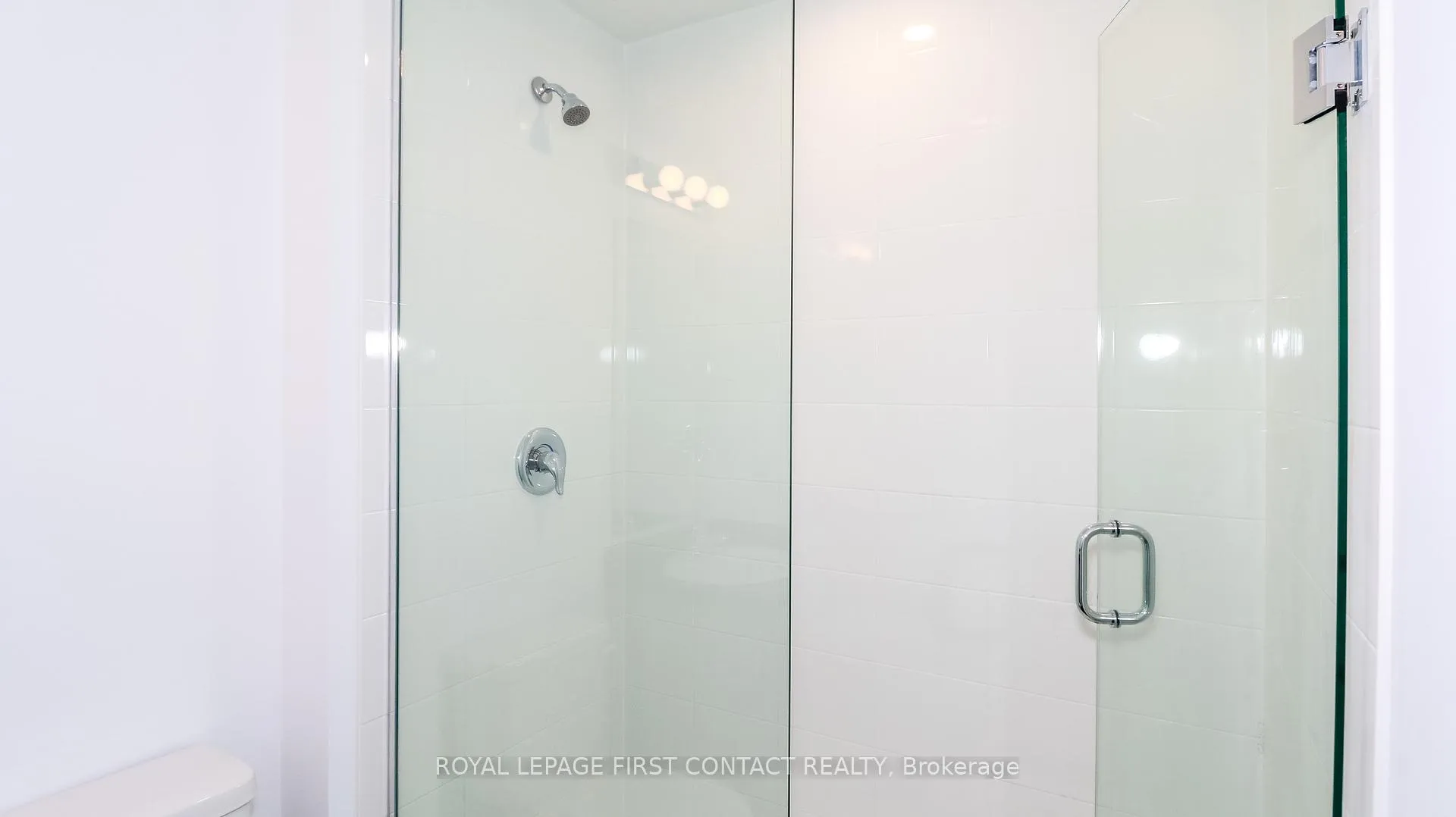 Photo 17 of Unit 110, 4 Spice Way, Barrie, Innis-Shore — HOMEH