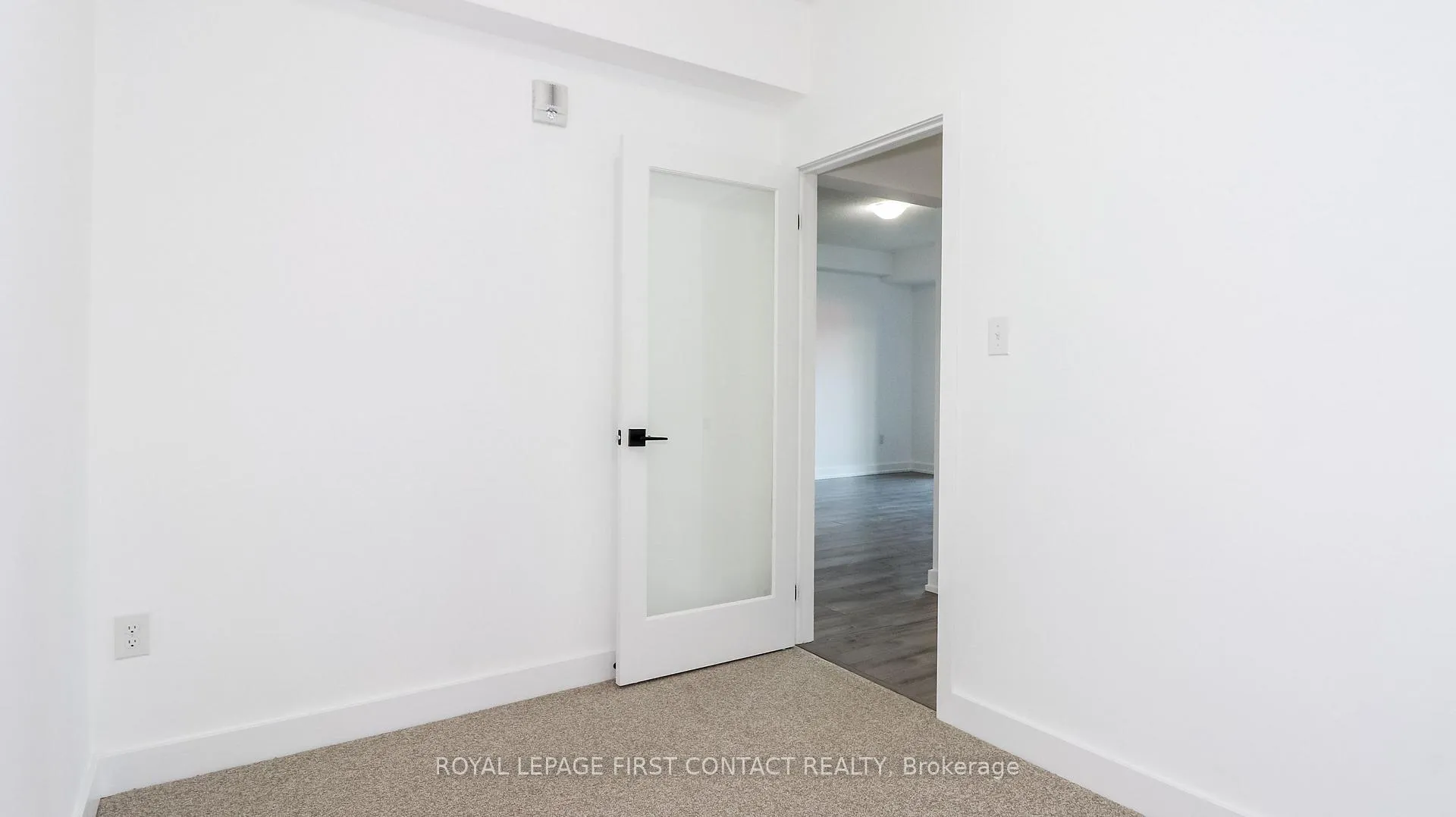Photo 23 of Unit 110, 4 Spice Way, Barrie, Innis-Shore — HOMEH