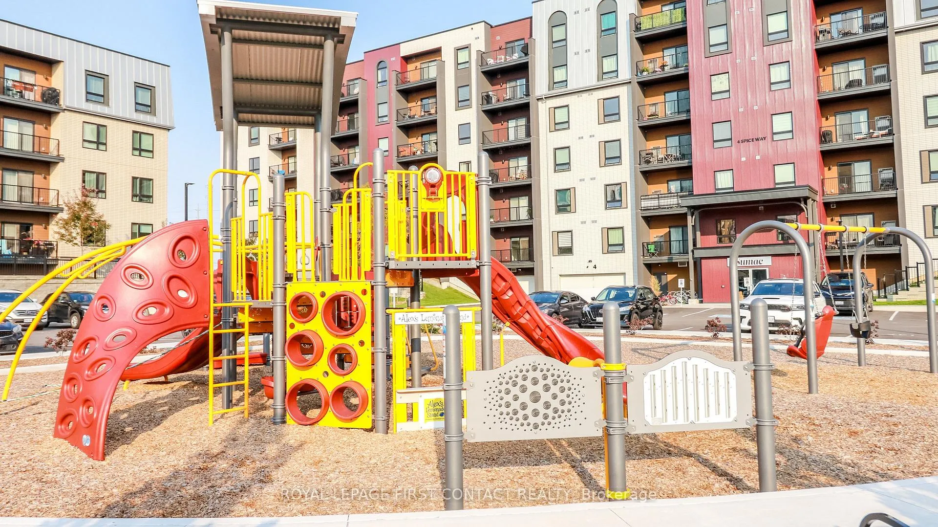Photo 31 of Unit 110, 4 Spice Way, Barrie, Innis-Shore — HOMEH