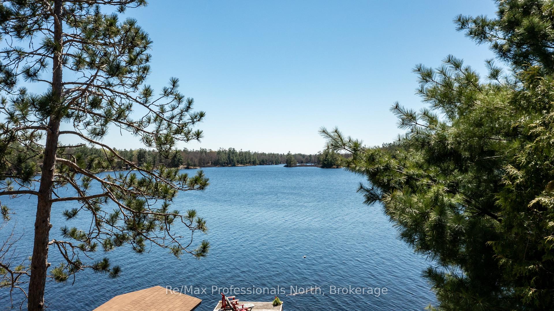 Photo 10 of 1055 Evanswood Drive, Gravenhurst, Wood (Gravenhurst) — HOMEH