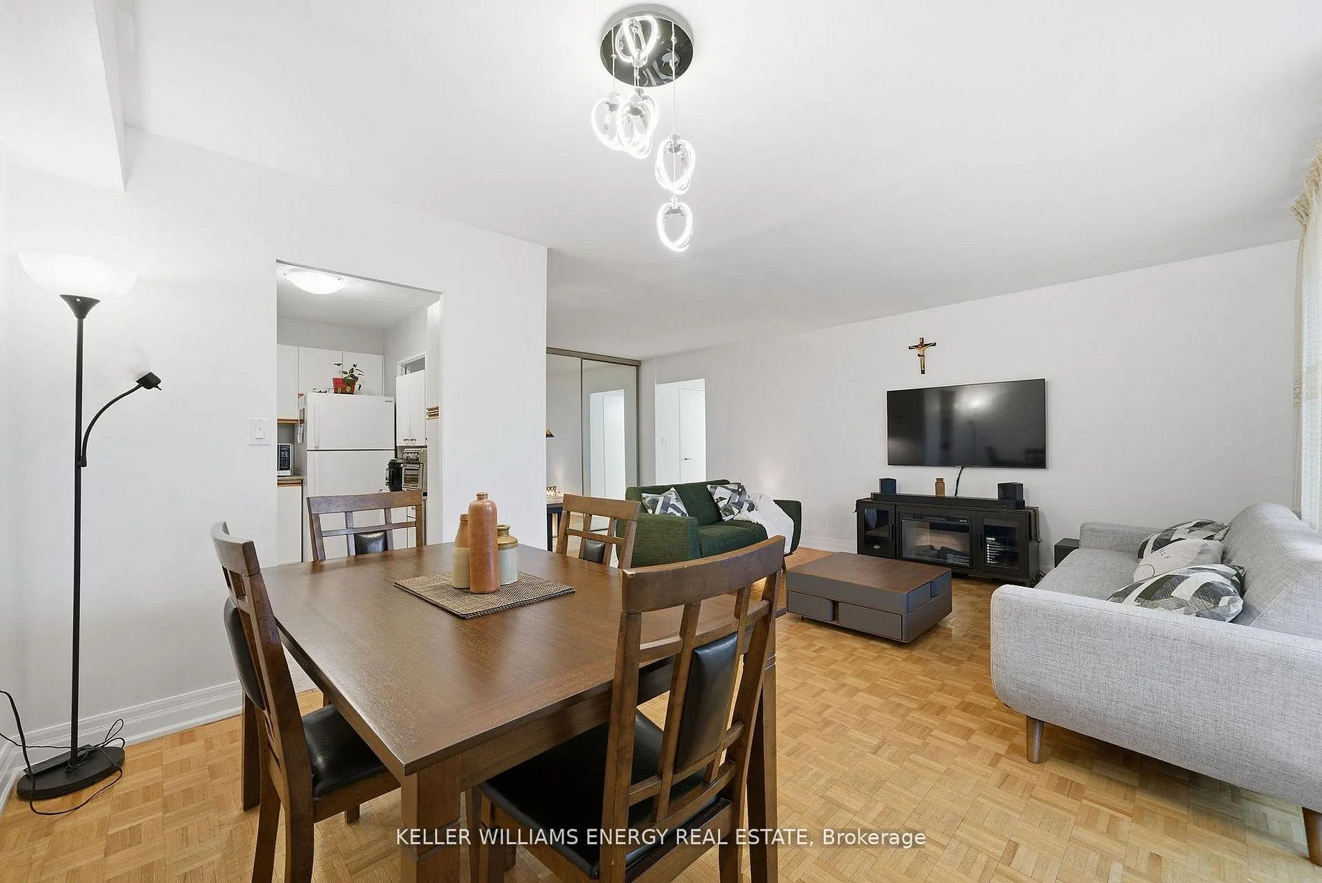Photo 10 of Unit 1514, 1 Massey Square, Toronto, Crescent Town — HOMEH
