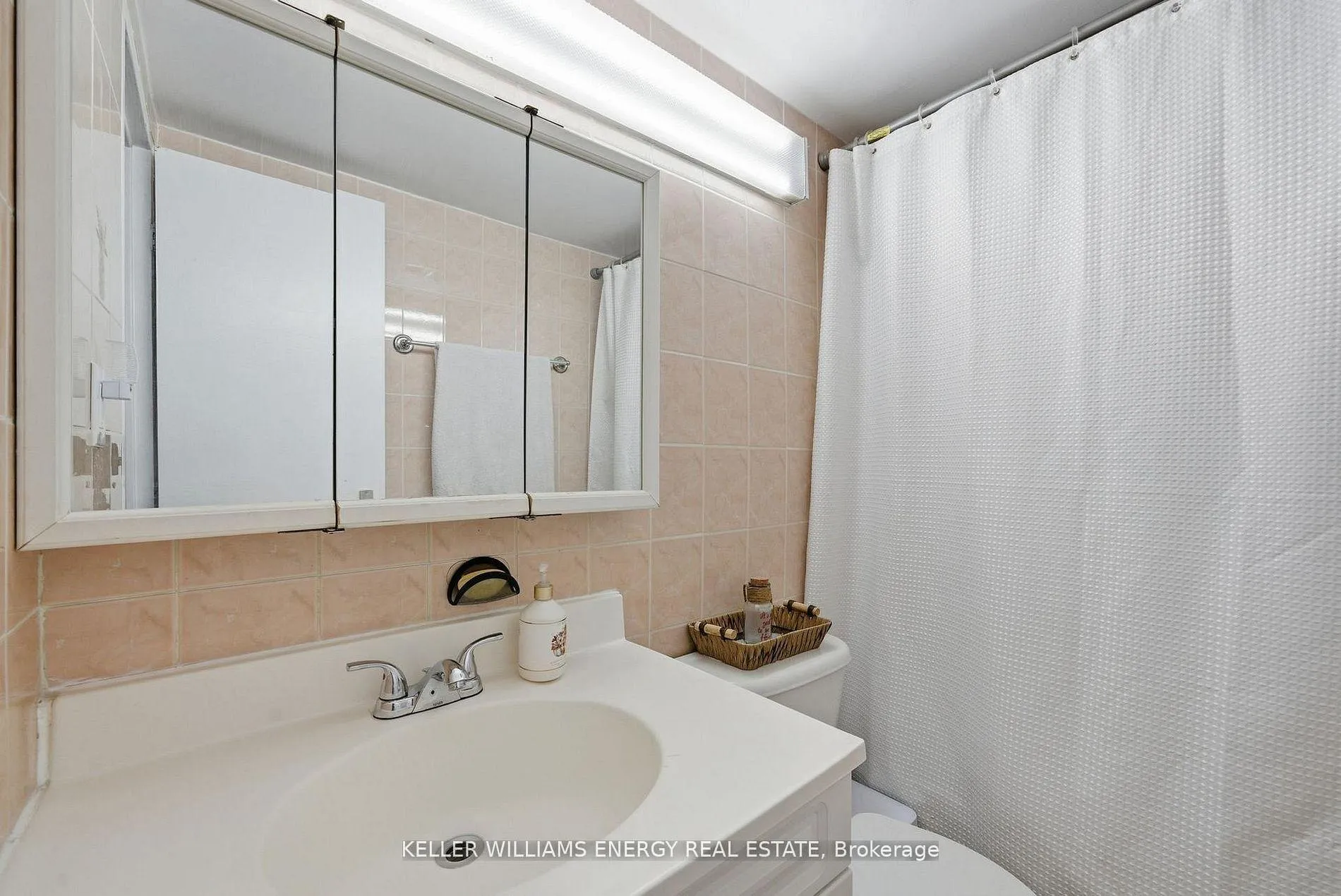 Photo 15 of Unit 1514, 1 Massey Square, Toronto, Crescent Town — HOMEH