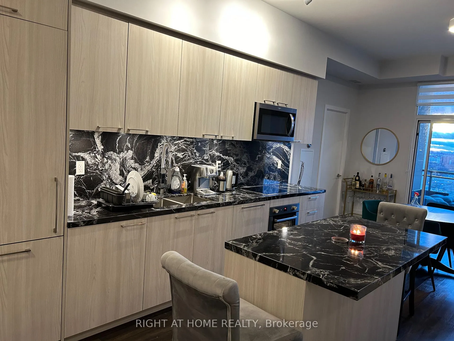 Photo 4 of Unit 2907, 1 Grandview Avenue, Markham, Thornhill — HOMEH