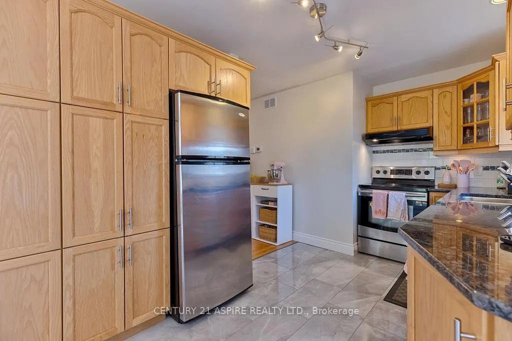 Photo 11 of 32 Bayshore Drive, Petawawa — HOMEH