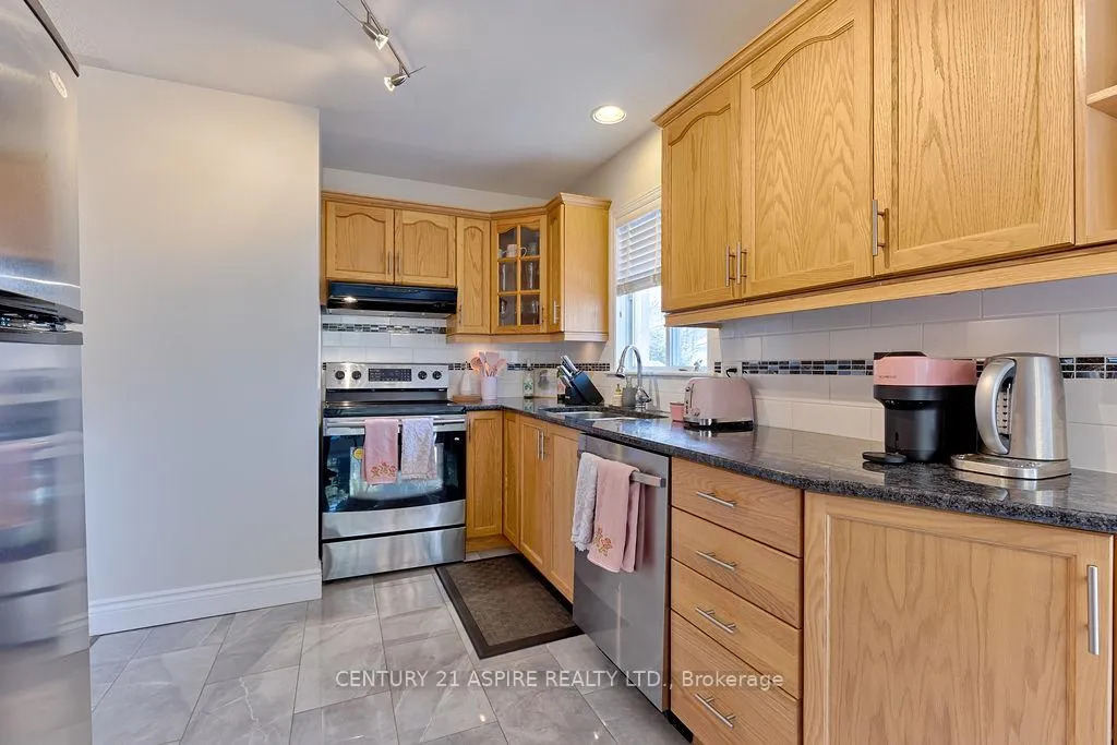 Photo 12 of 32 Bayshore Drive, Petawawa — HOMEH