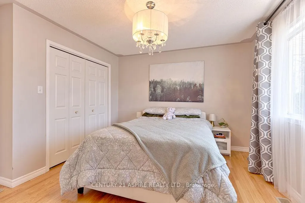 Photo 21 of 32 Bayshore Drive, Petawawa — HOMEH