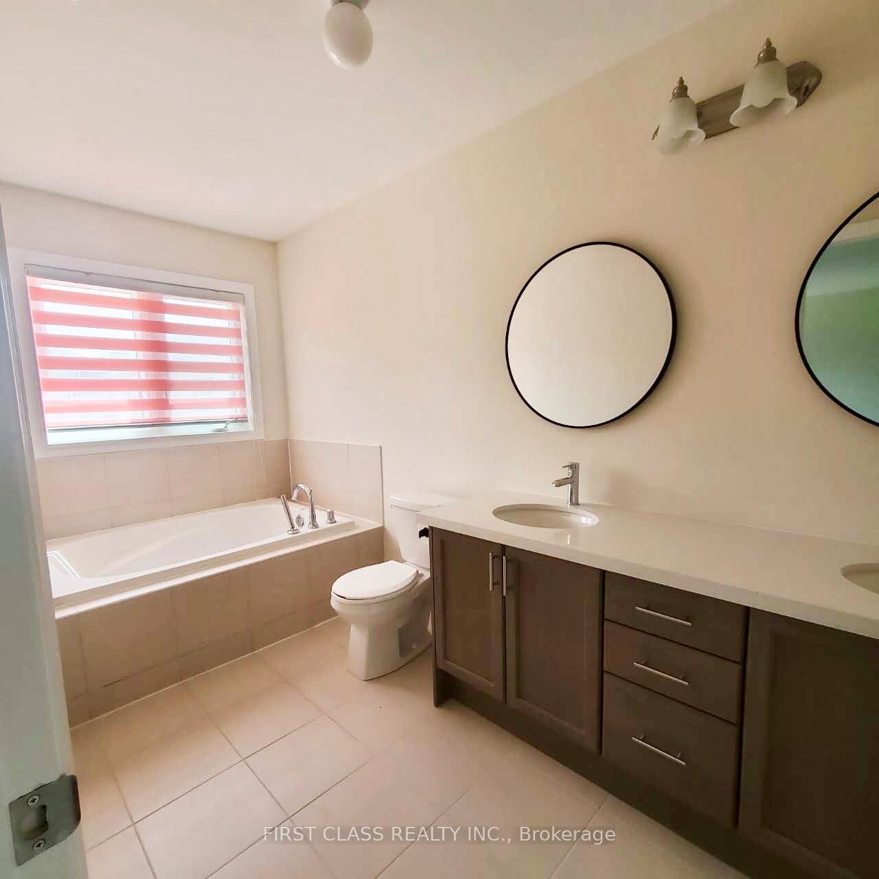 Photo 7 of 151 Danny Wheeler Boulevard, Georgina, Keswick North — HOMEH