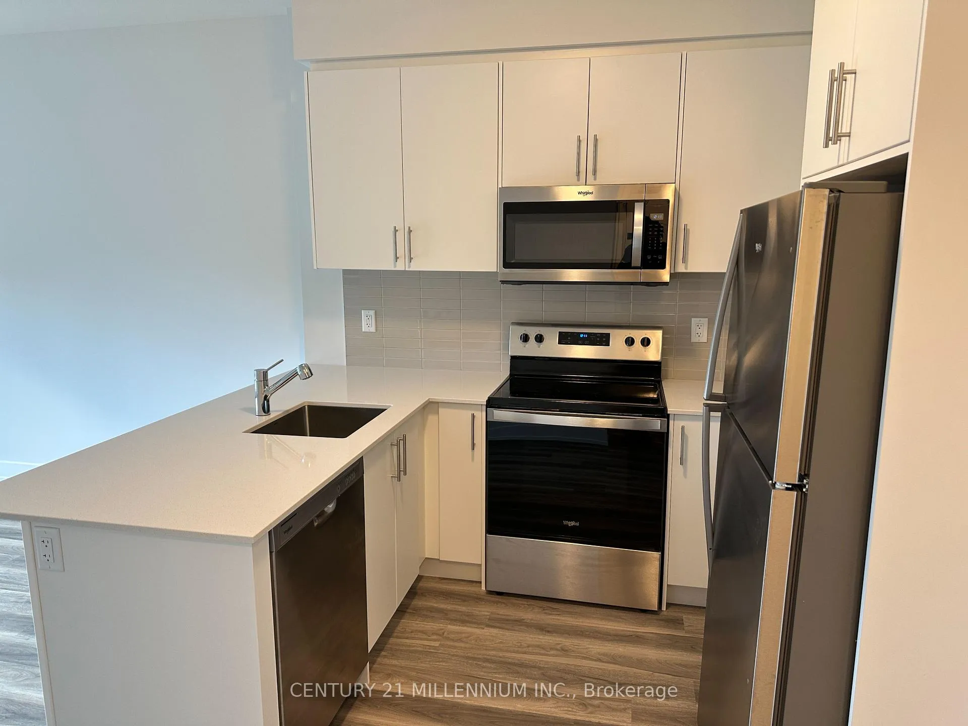 Photo 4 of Unit 214, 1100 Lackner Place, Kitchener — HOMEH