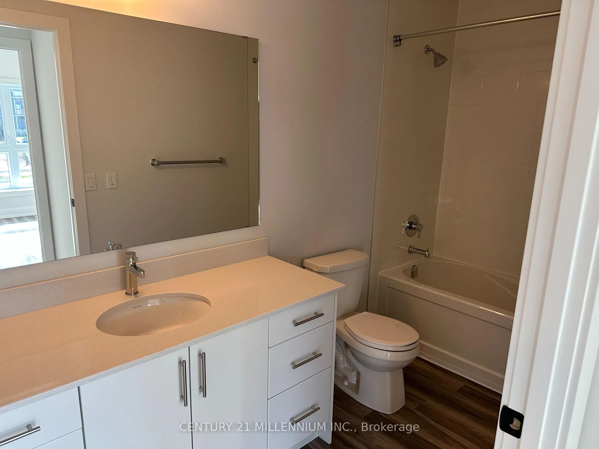 Photo 9 of Unit 214, 1100 Lackner Place, Kitchener — HOMEH