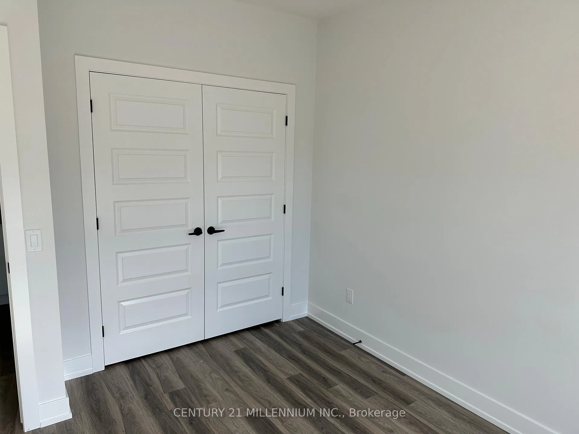 Photo 12 of Unit 214, 1100 Lackner Place, Kitchener — HOMEH