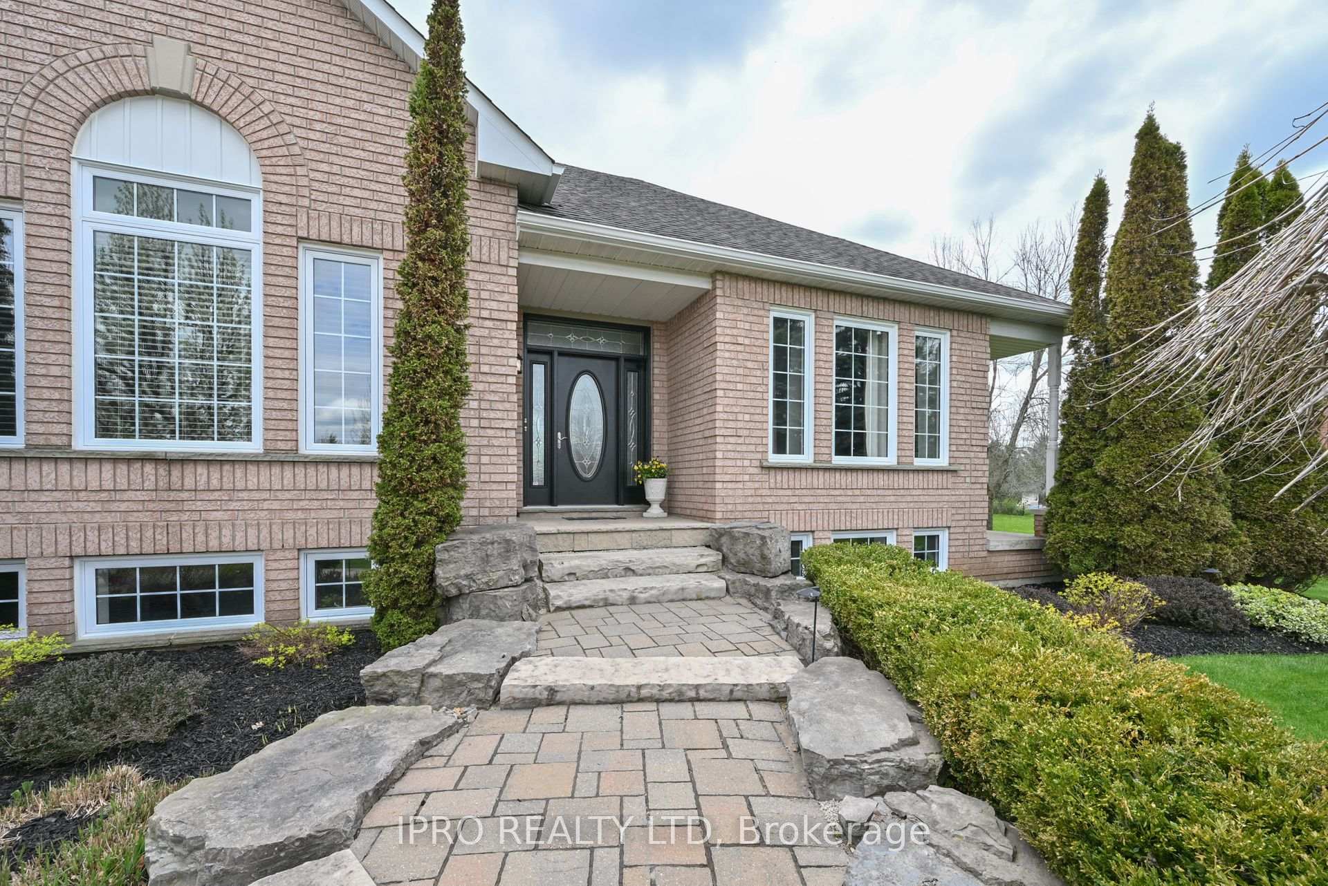 Photo 5 of 23 Giles Road, Caledon, Caledon Village — HOMEH