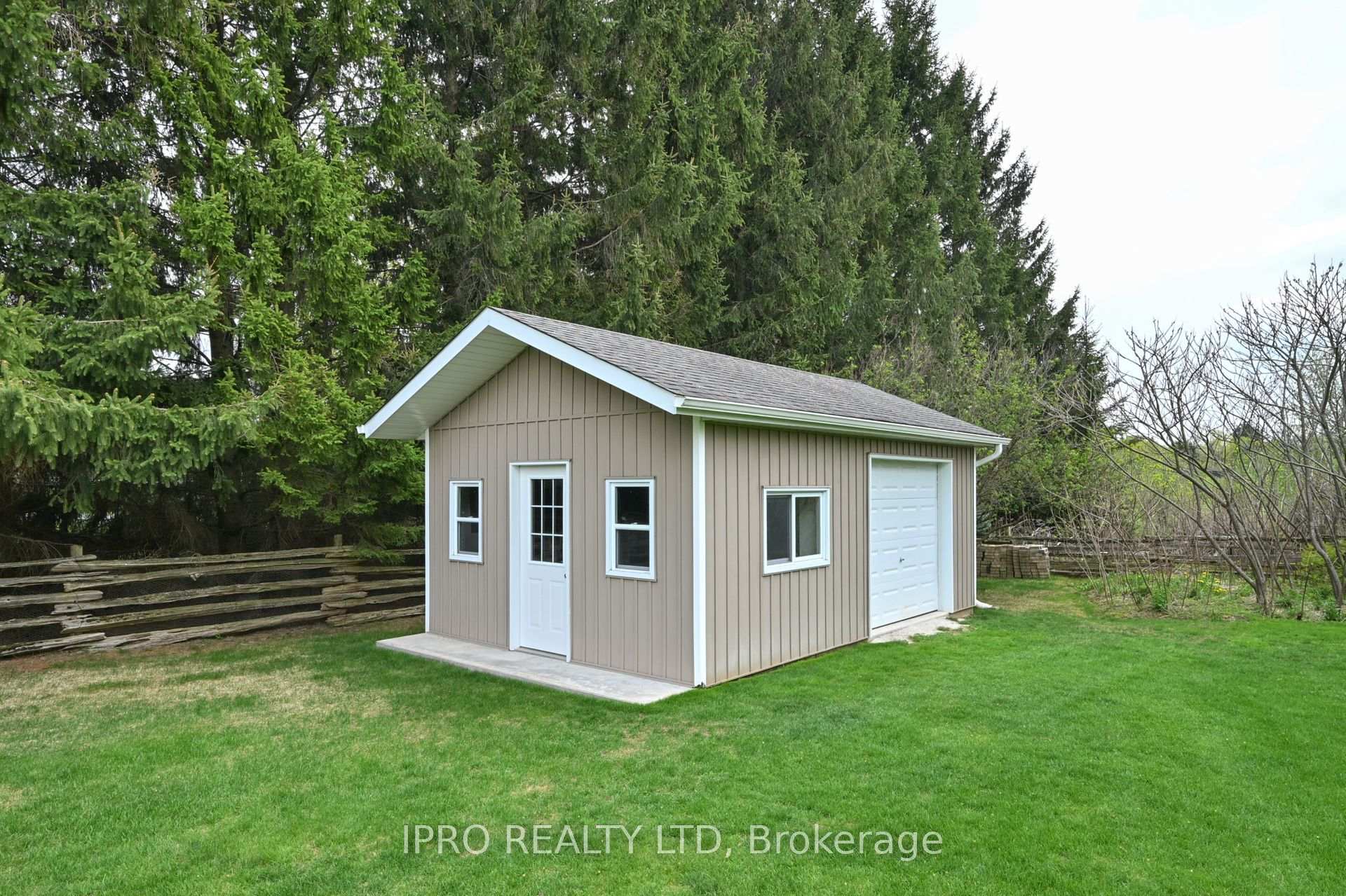 Photo 26 of 23 Giles Road, Caledon, Caledon Village — HOMEH
