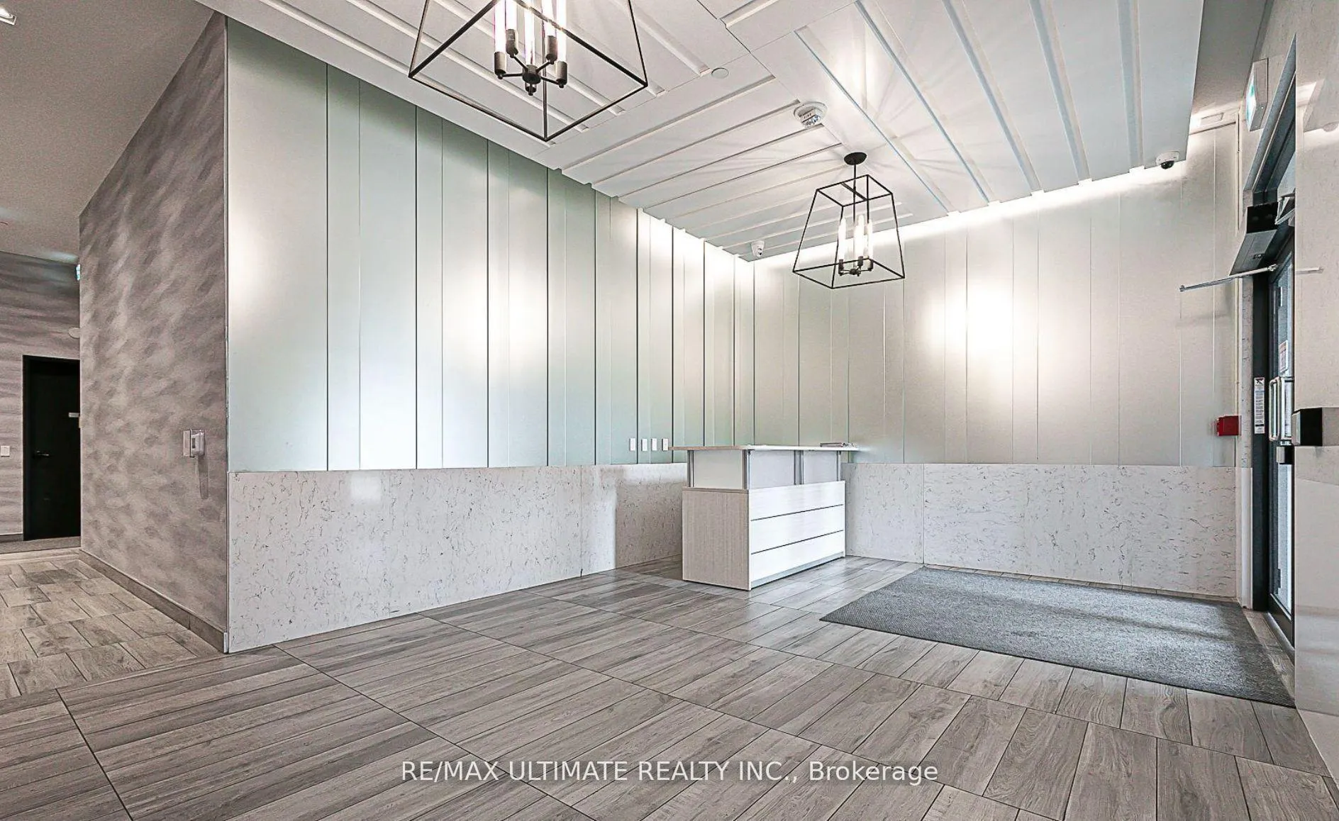 Photo 2 of Unit 301, 1630 Queen Street E, Toronto, The Beaches — HOMEH