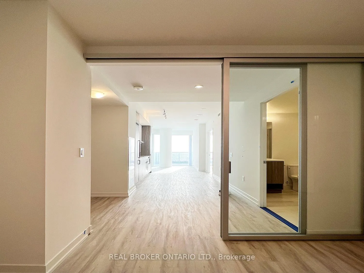 Photo 13 of Unit 7209, 55 Cooper Street, Toronto, Waterfront Communities — HOMEH
